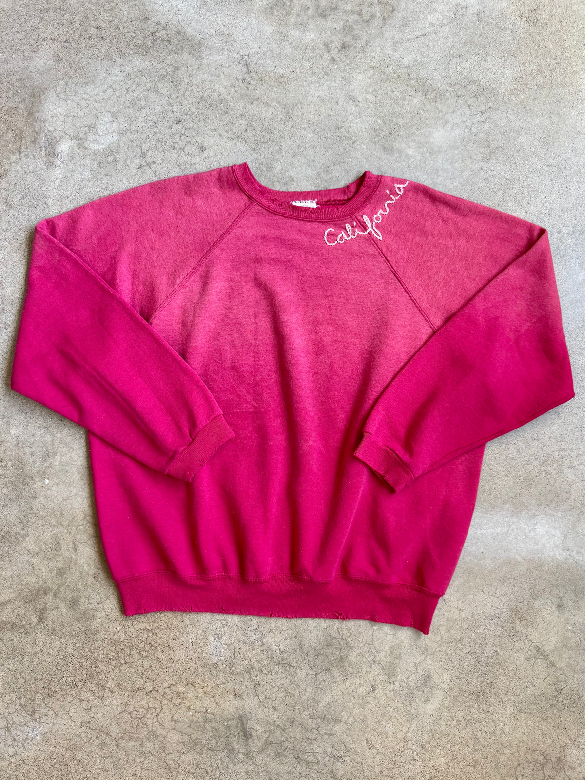 Vintage-Style Red Chainstitch “California” Distressed Raglan Sweatshirt | Large