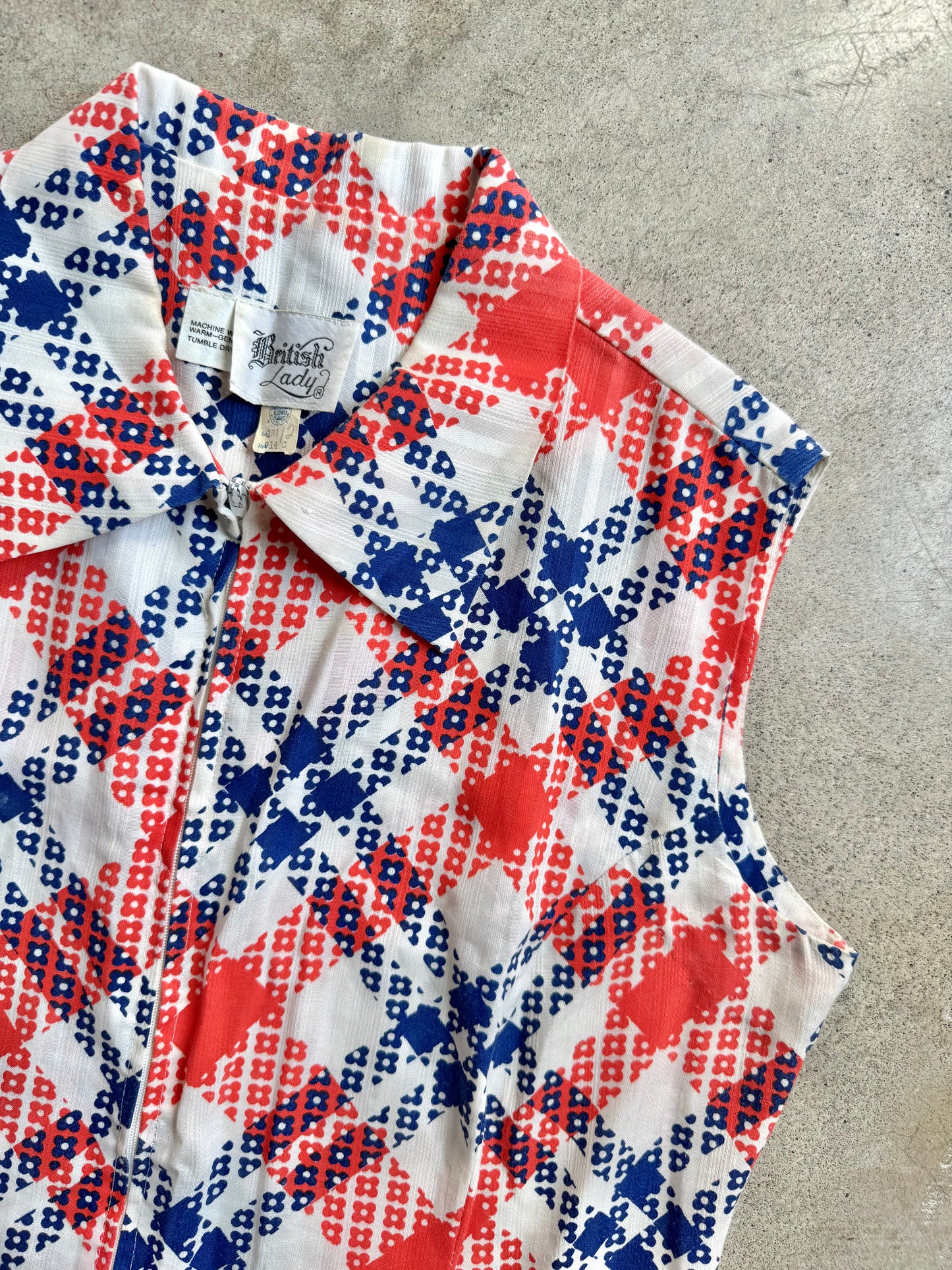 Vintage 1960s British Lady Red & Blue Floral Plaid Collared Dress | Large