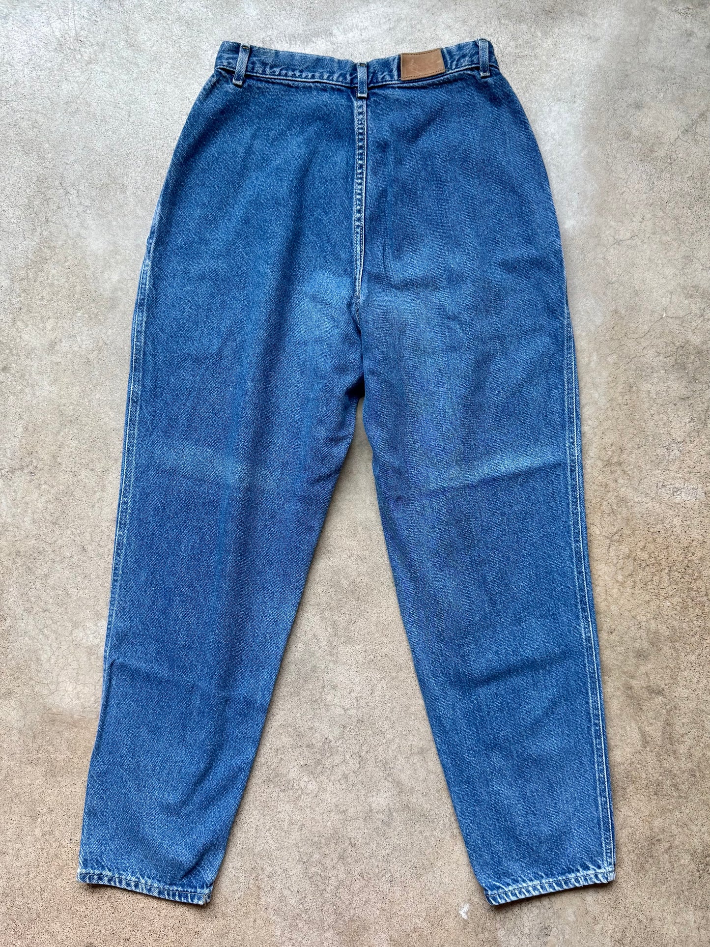 Vintage 1980s Lee High-Waist Pleated Tapered Jeans | Waist 28”