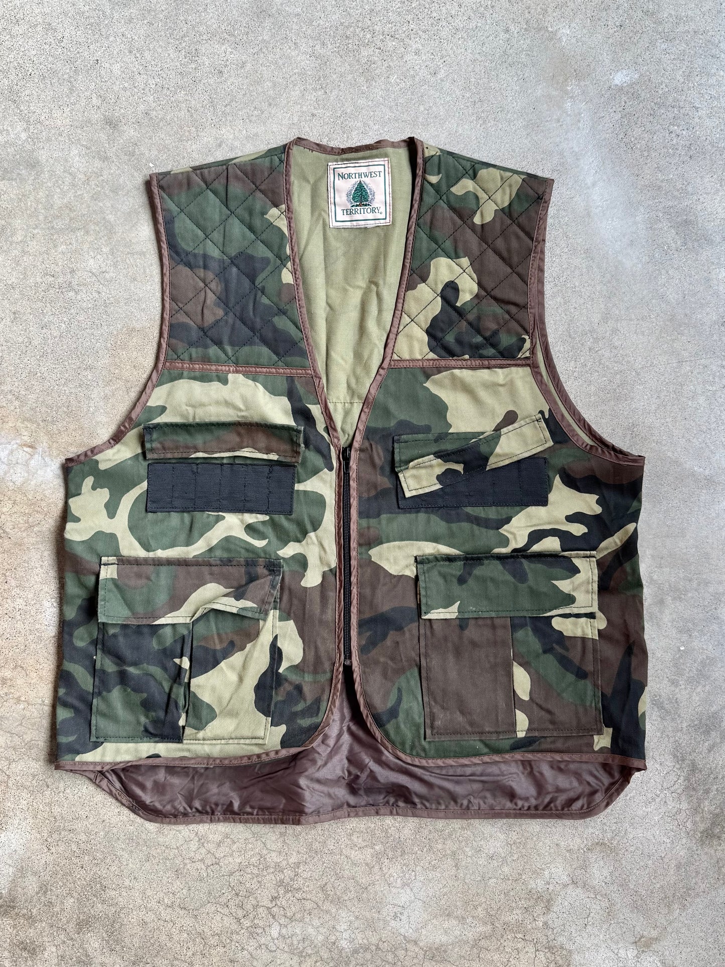 Vintage 1990s Northwest Territory Camo Hunting Vest | Large