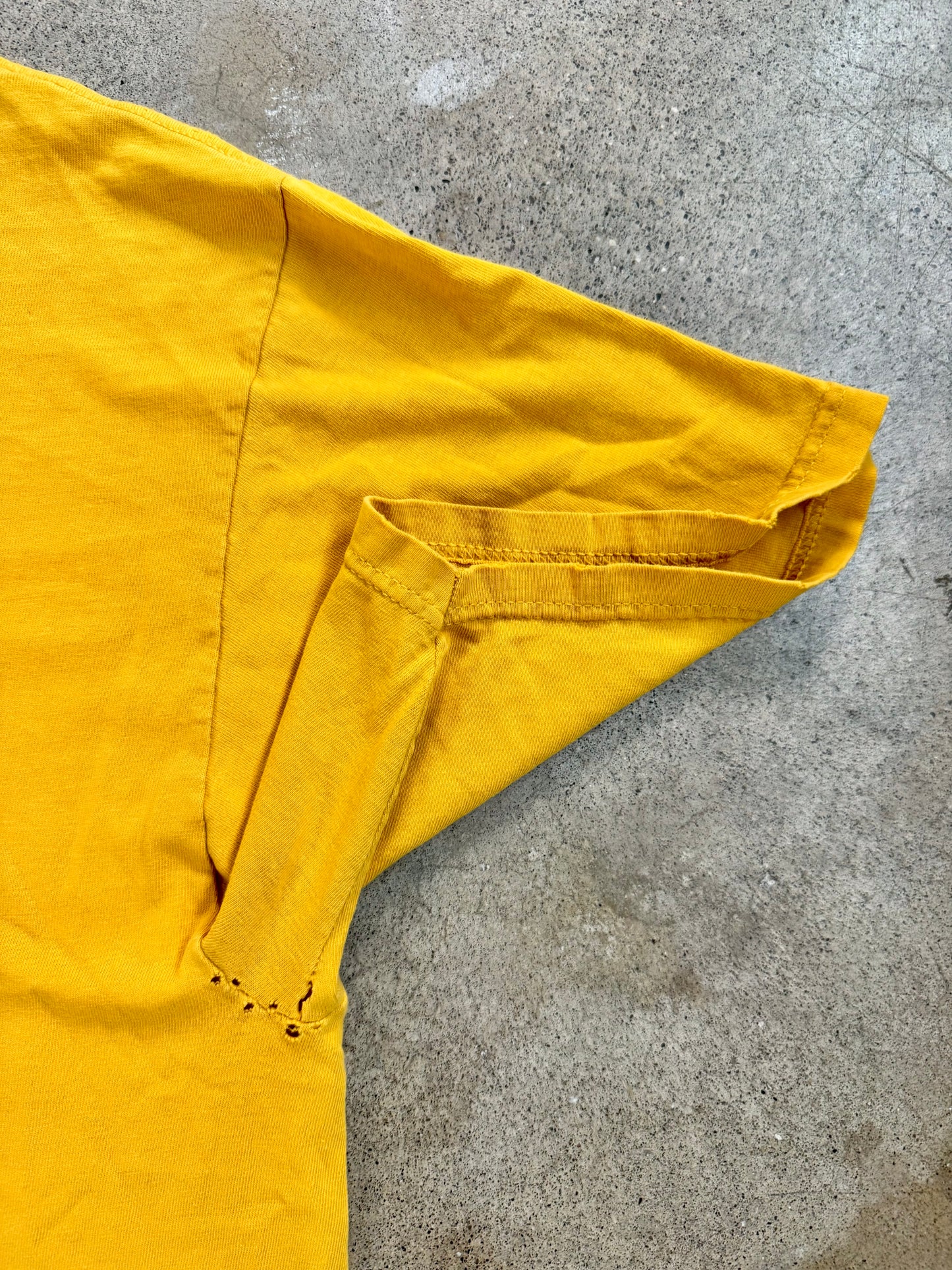 Vintage 1990s Distressed "Visiting Day" Winnie the Pooh Graphic Tee | XL