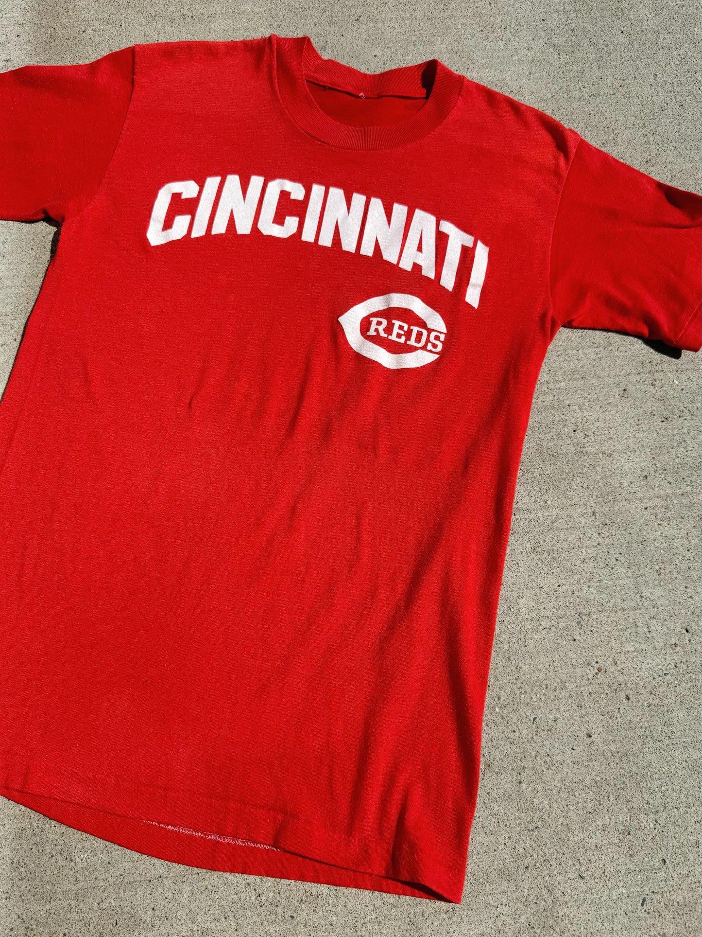 Vintage 1990s Cincinnati Reds Short Sleeve Tee | Small