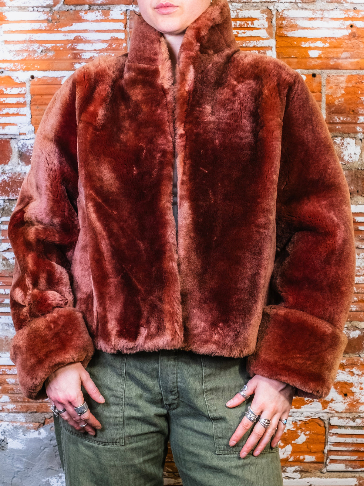 Vintage 1950s Mauve Mouton Fur Cuffed Sleeve Short Coat | Medium