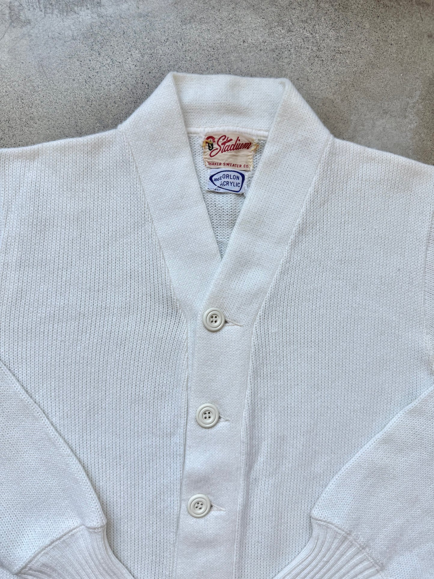 Vintage 1950s/60s Stadium by Shaker Sweater Co. White Acrylic Cardigan | Medium