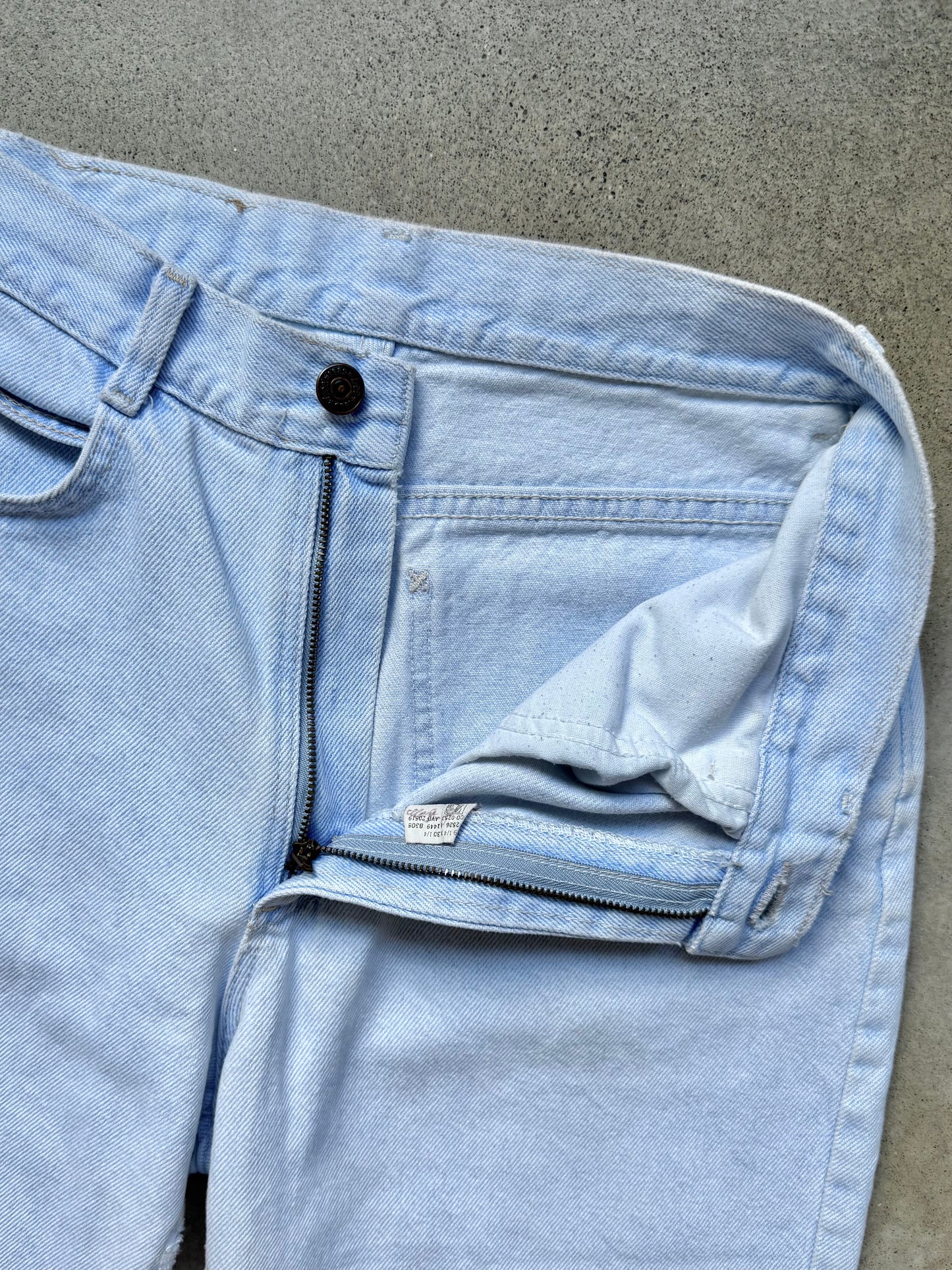 Vintage 1980s Lee Bleached Light Wash High-Waisted Jeans | Waist 28”