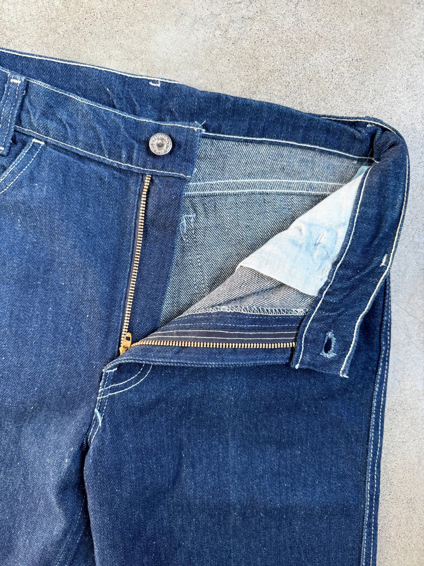 Vintage 1980s Levi’s Dark Wash Straight Leg Jeans | Waist 30”