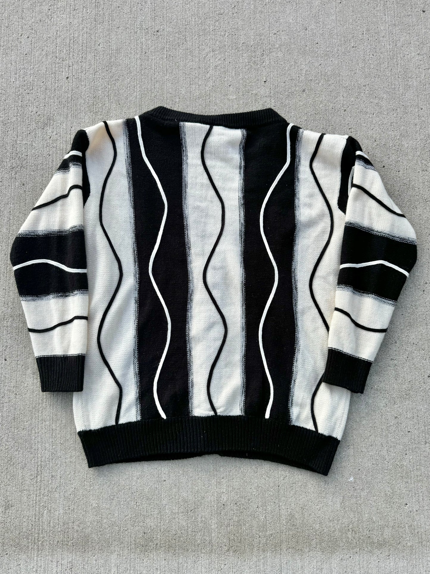 Vintage Impact Black & White Striped Funky Knit V-Neck Cardigan | XL