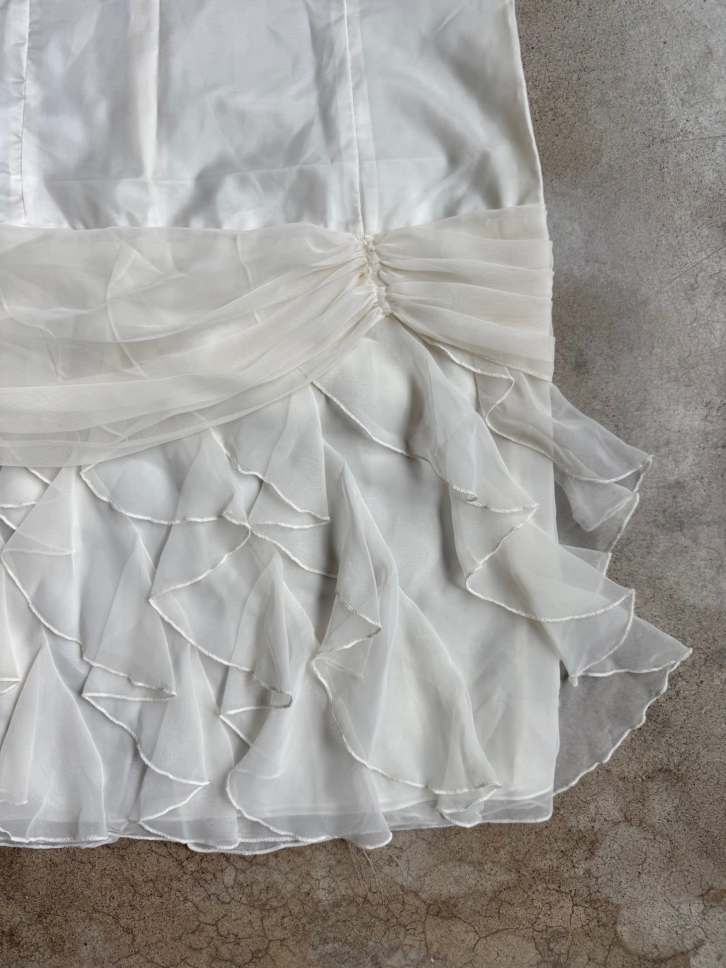 Vintage 1990s After Dark White Chiffon Ruffled Cocktail Dress | Large