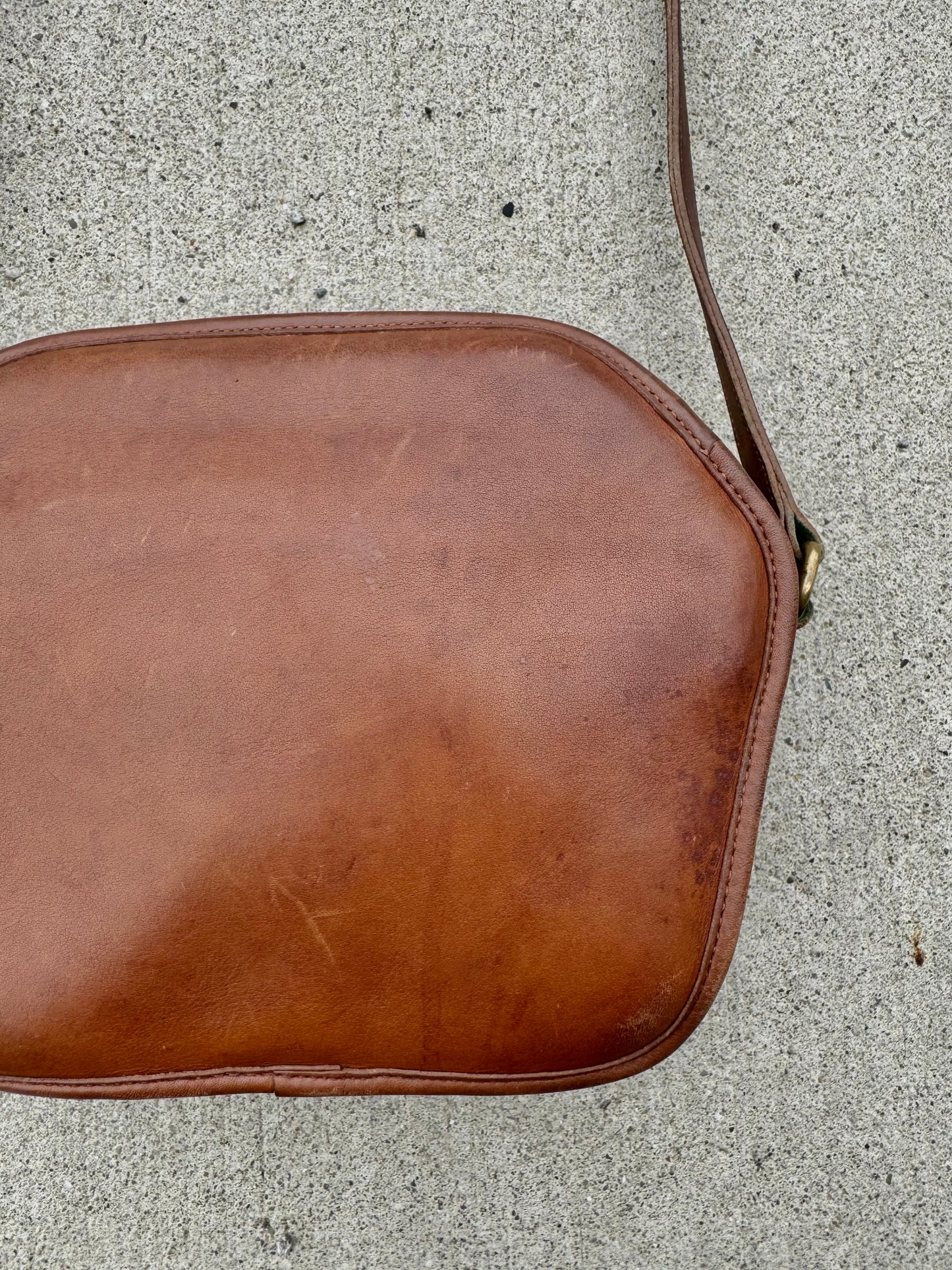 Vintage Coach Cooper Zip Bag | Style. No 9922