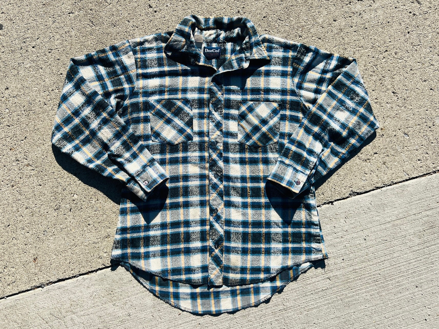 Vintage 1970s/80s DeeCee Blue Plaid Worn Flannel Shirt | Large