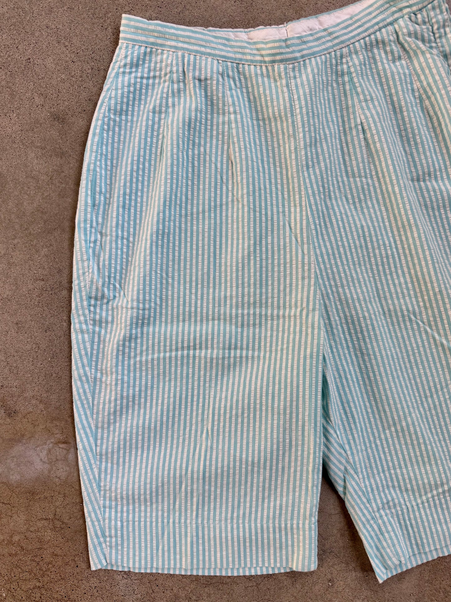 Vintage 1950s Tiger Pants Blue Seersucker Striped Shorts | Waist 26”