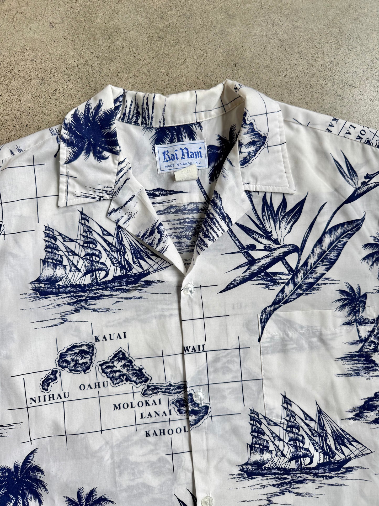 Vintage Kai Nani Hawaiian Islands Printed Shirt | Large