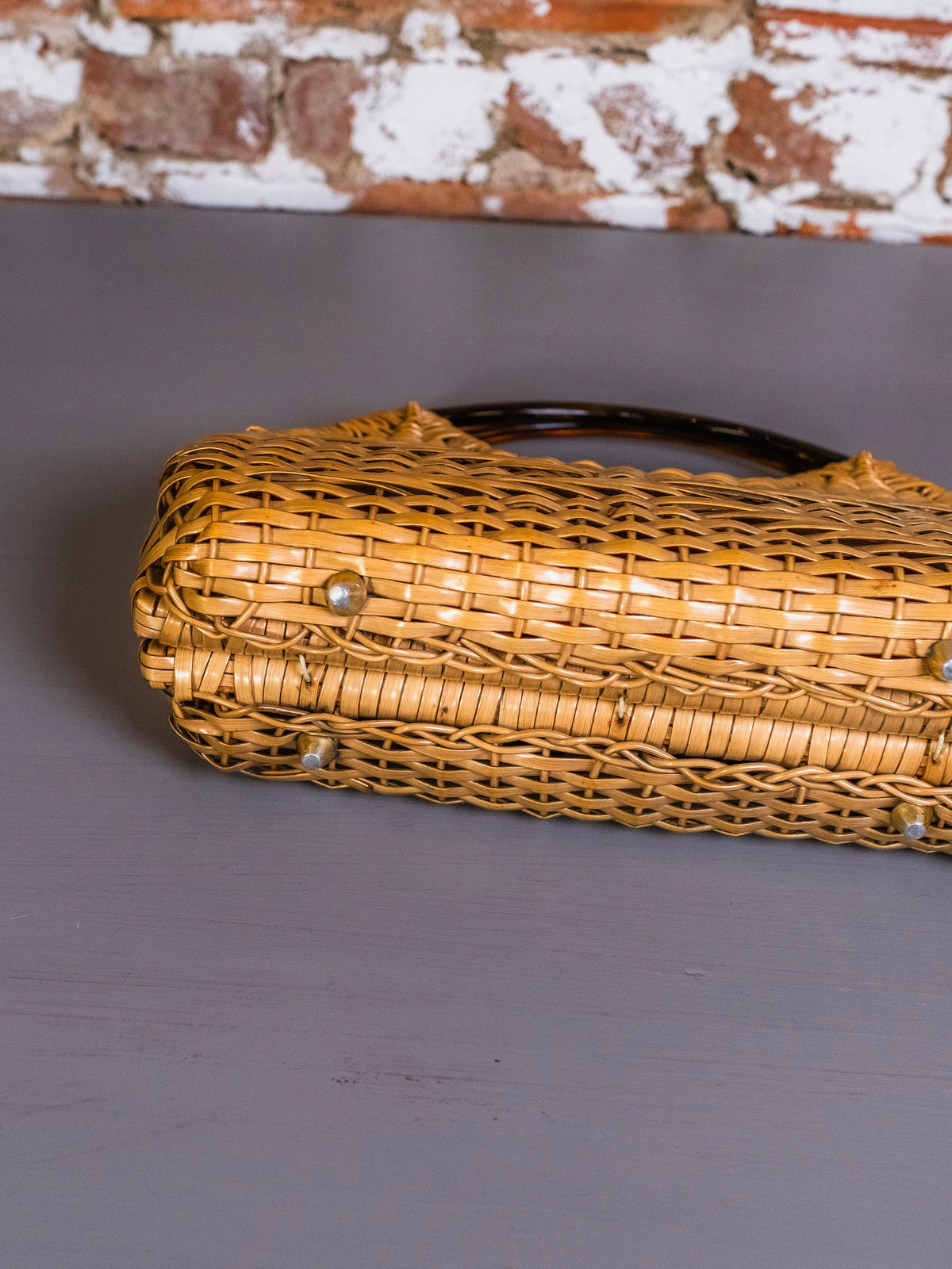 Vintage 1950s/60s Tortoise Bakelite Handle Wicker Basket Handbag