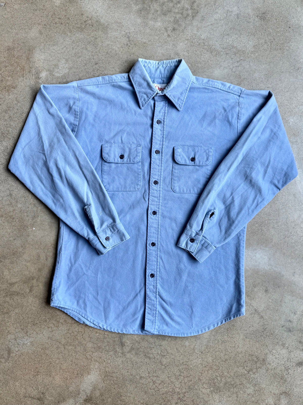 Vintage 1980s Orvis Worn Light Blue Utility Chamois Shirt | XL