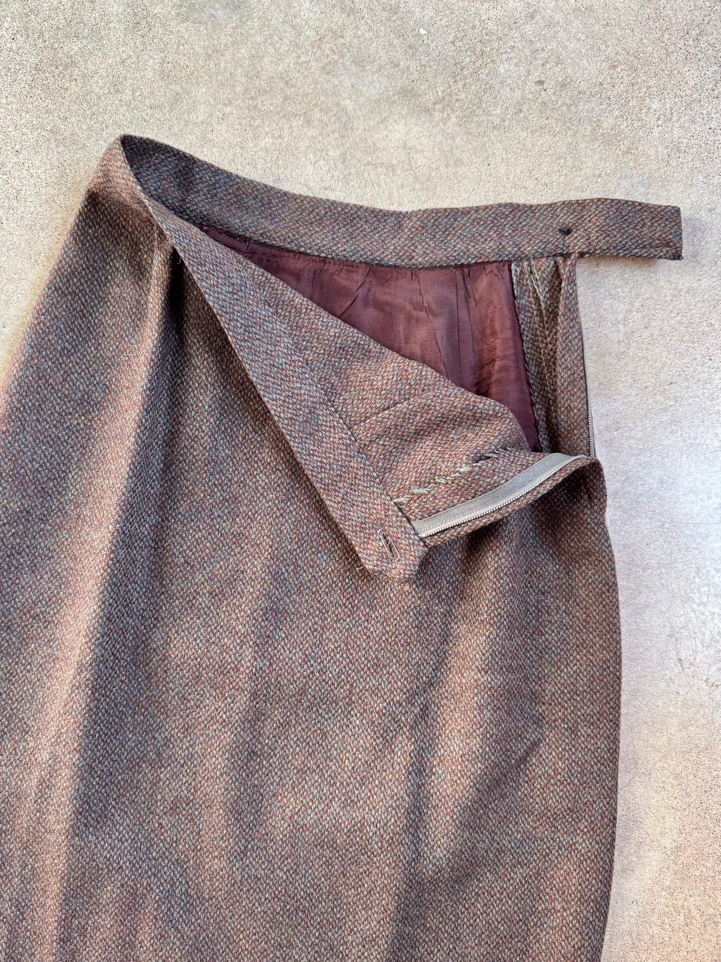 Vintage 1950s/60s Brown Wool Skirt Suit w/ Genuine Fur Collar | XS