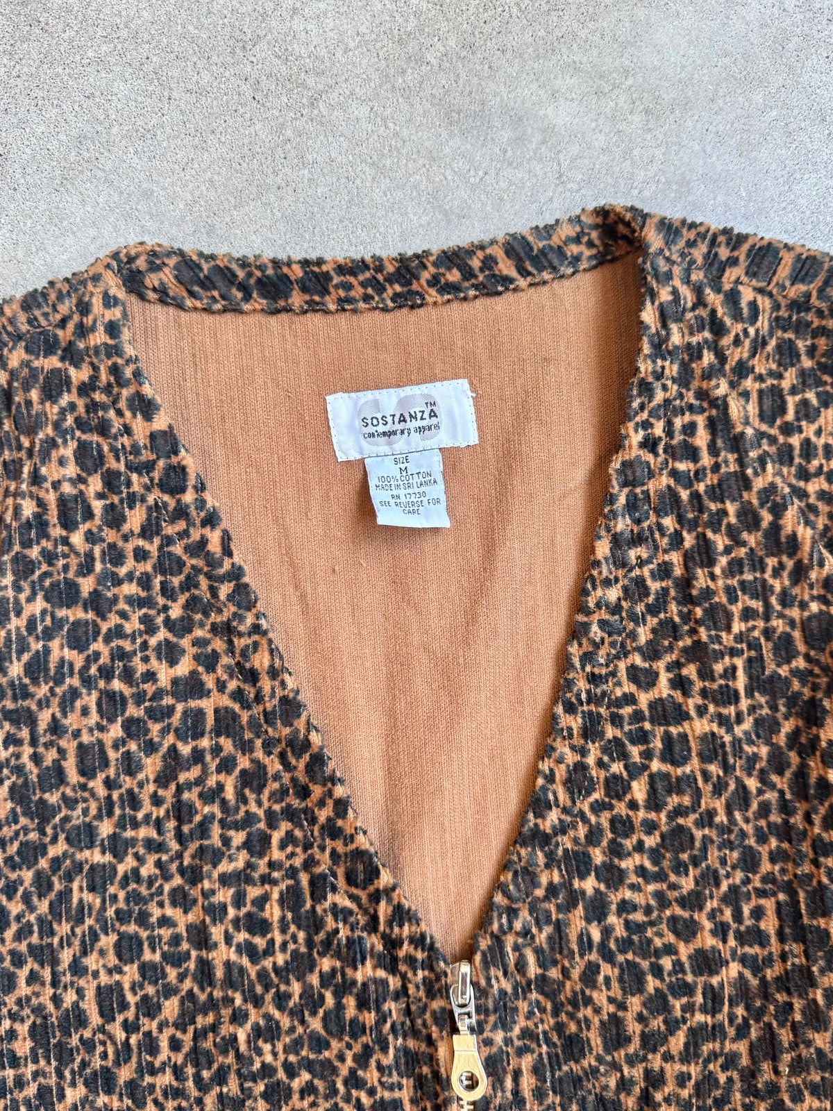 Vintage 1990s Sostanza Cheetah Print Corduroy Vest | Medium