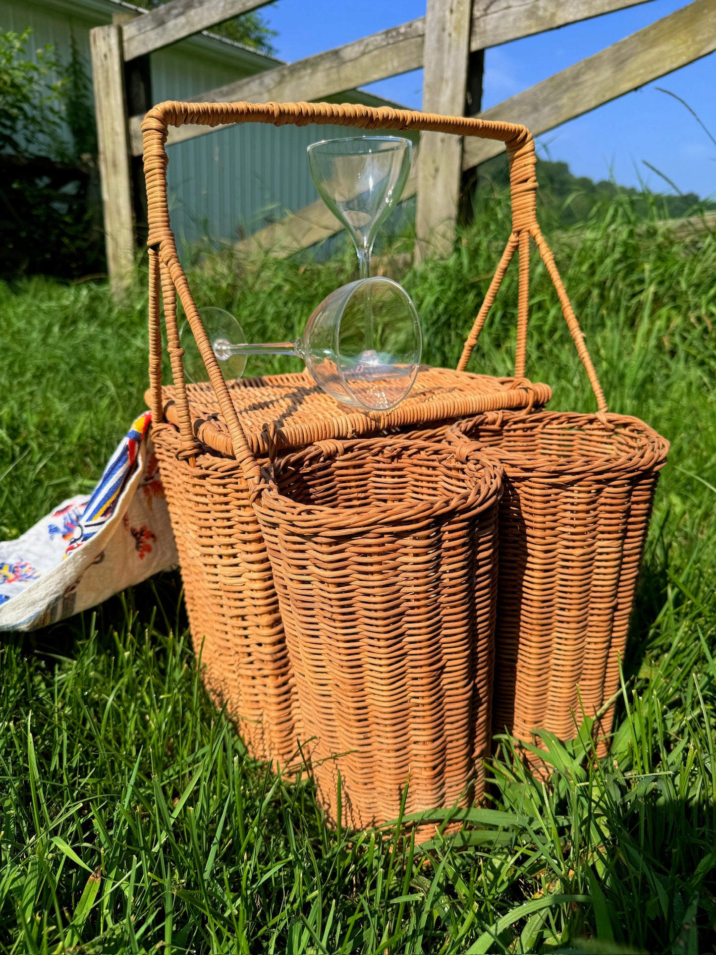Vintage 1950s Wicker Woven Picnic Basket w/ Tablecloth & Glasses