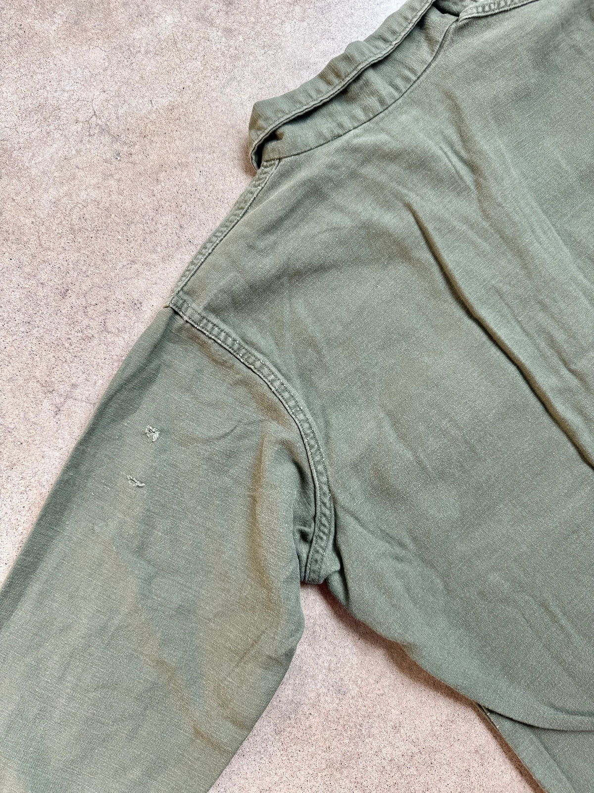 Vintage Vietnam Era Military OG-107 Cotton Sateen Fatigue Shirt | Small