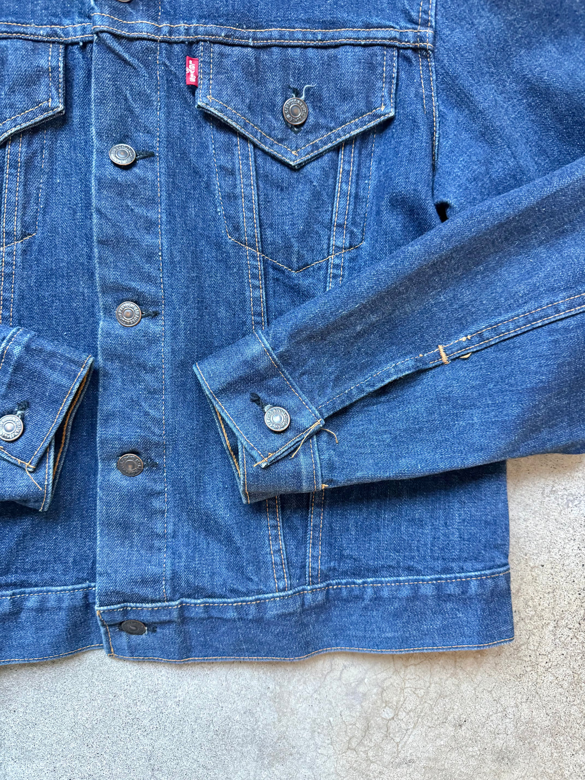 Vintage 1970s Levi’s Type III Rhinestone Dark Wash Denim Jacket | 42