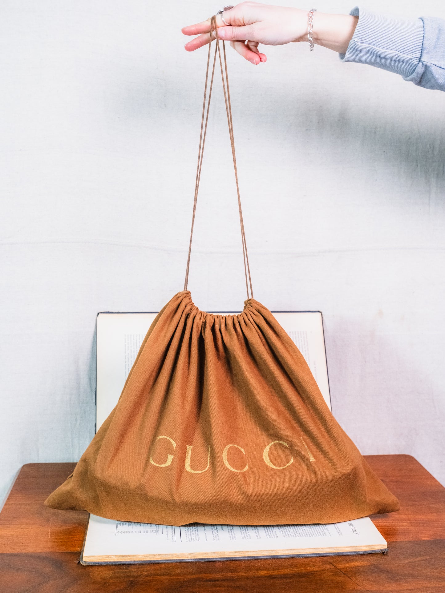 Vintage Gucci 219966 Tan Calfskin Jockey Hobo Shoulder Bag | Authenticated