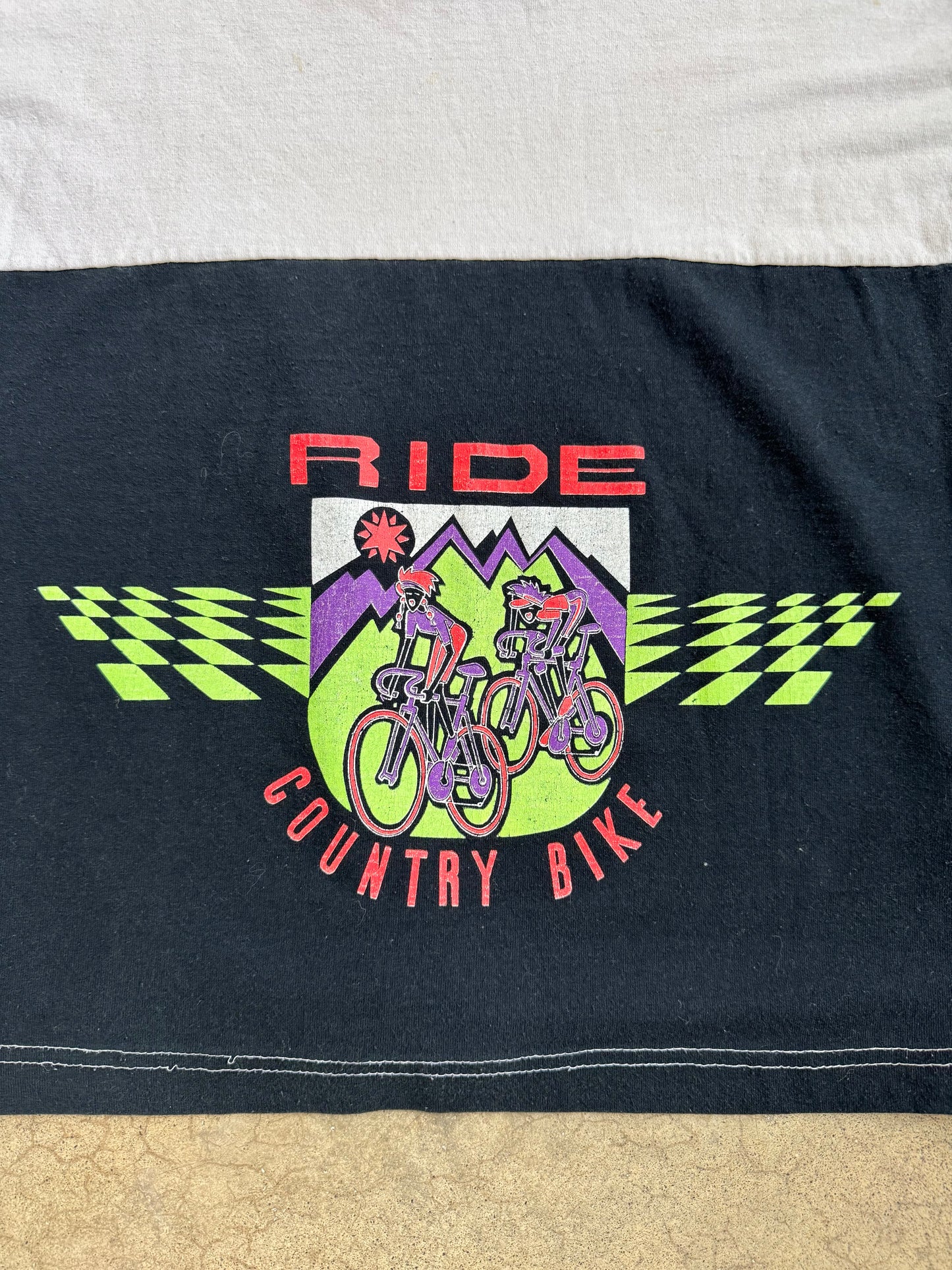 Vintage 1990s Willy-Dee Ride Country Bike Two-Tone Cropped Tee | Medium