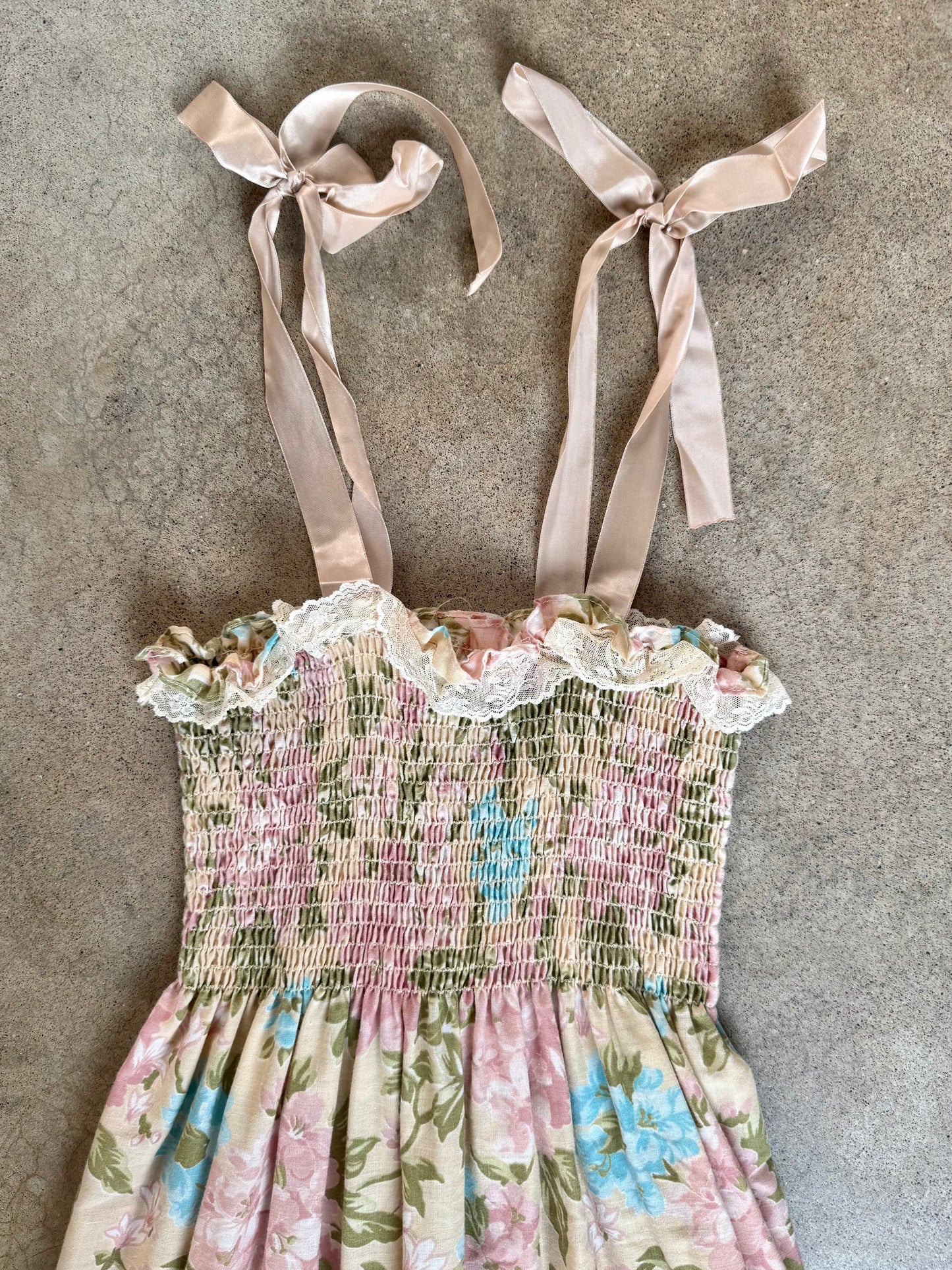 Vintage Pastel Floral Smocked Ribbon Strap Summer Dress | XS