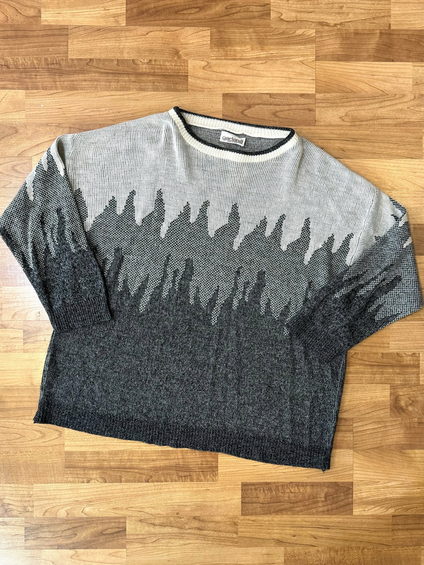 Vintage Garland Grey Flame Sweater | Large