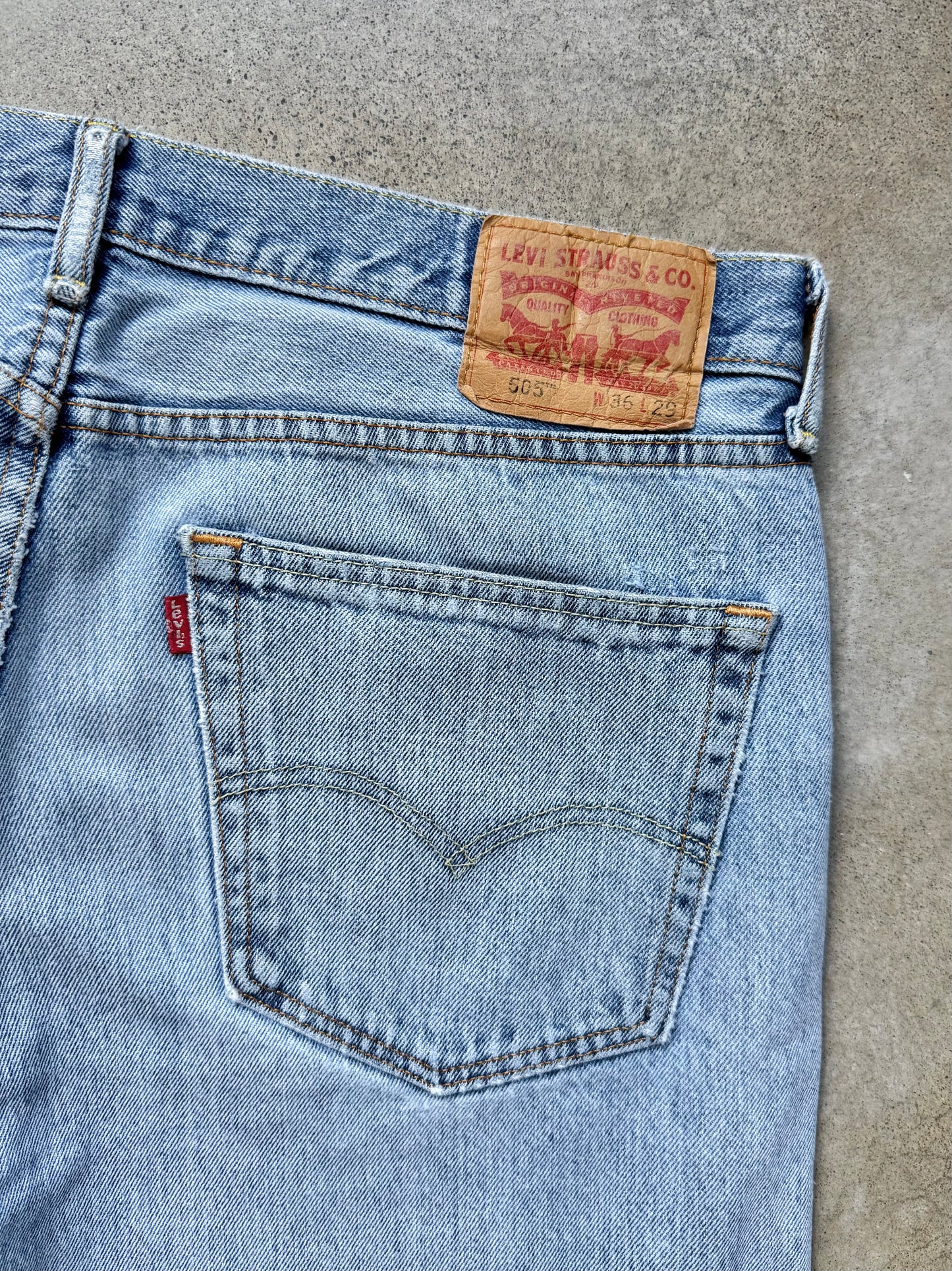 Levi’s 505 Regular Fit Light Wash Jeans | 36x29