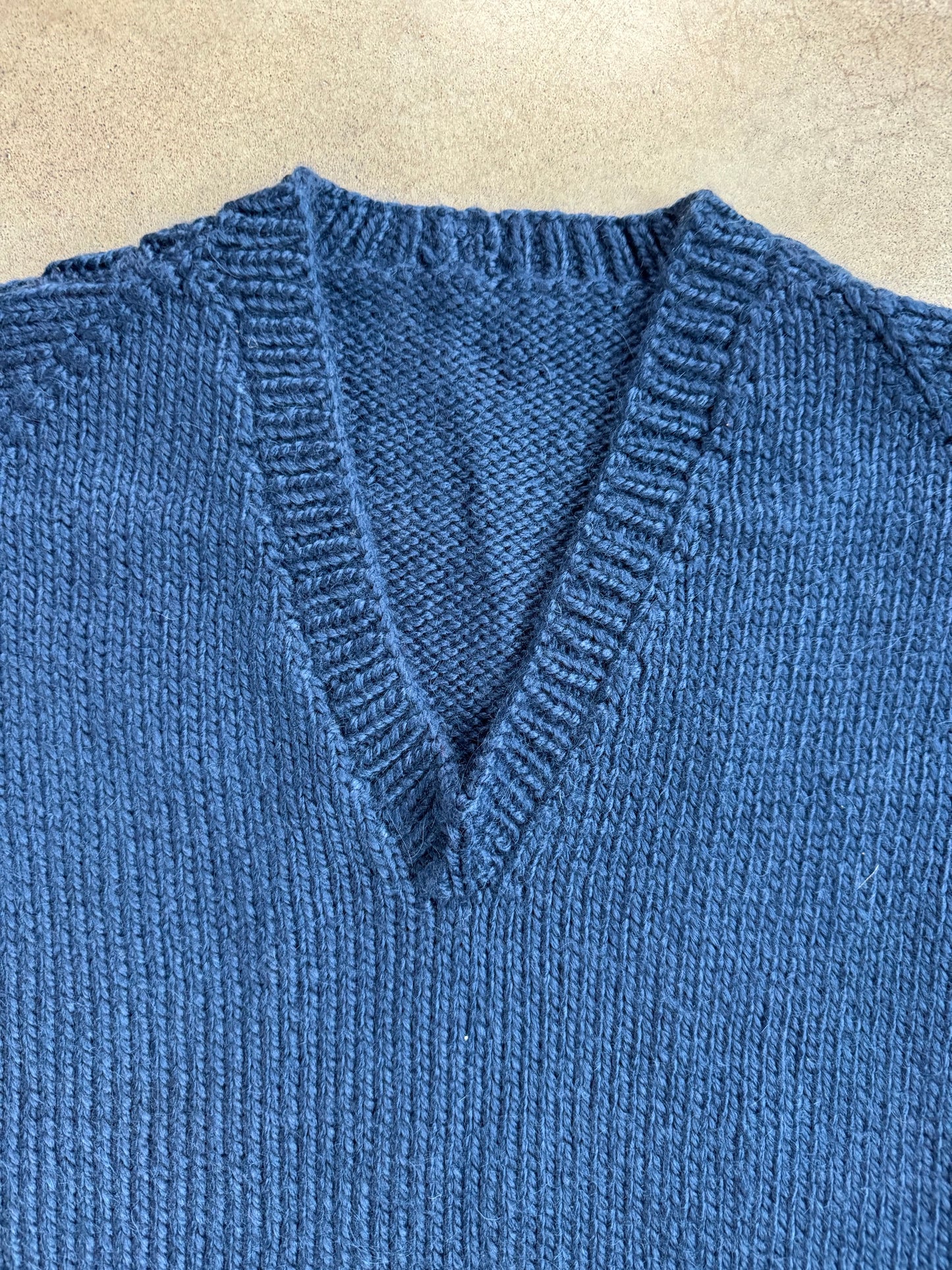 Vintage 1960s Hand-Knit Blue V-Neck Sweater | L/XL