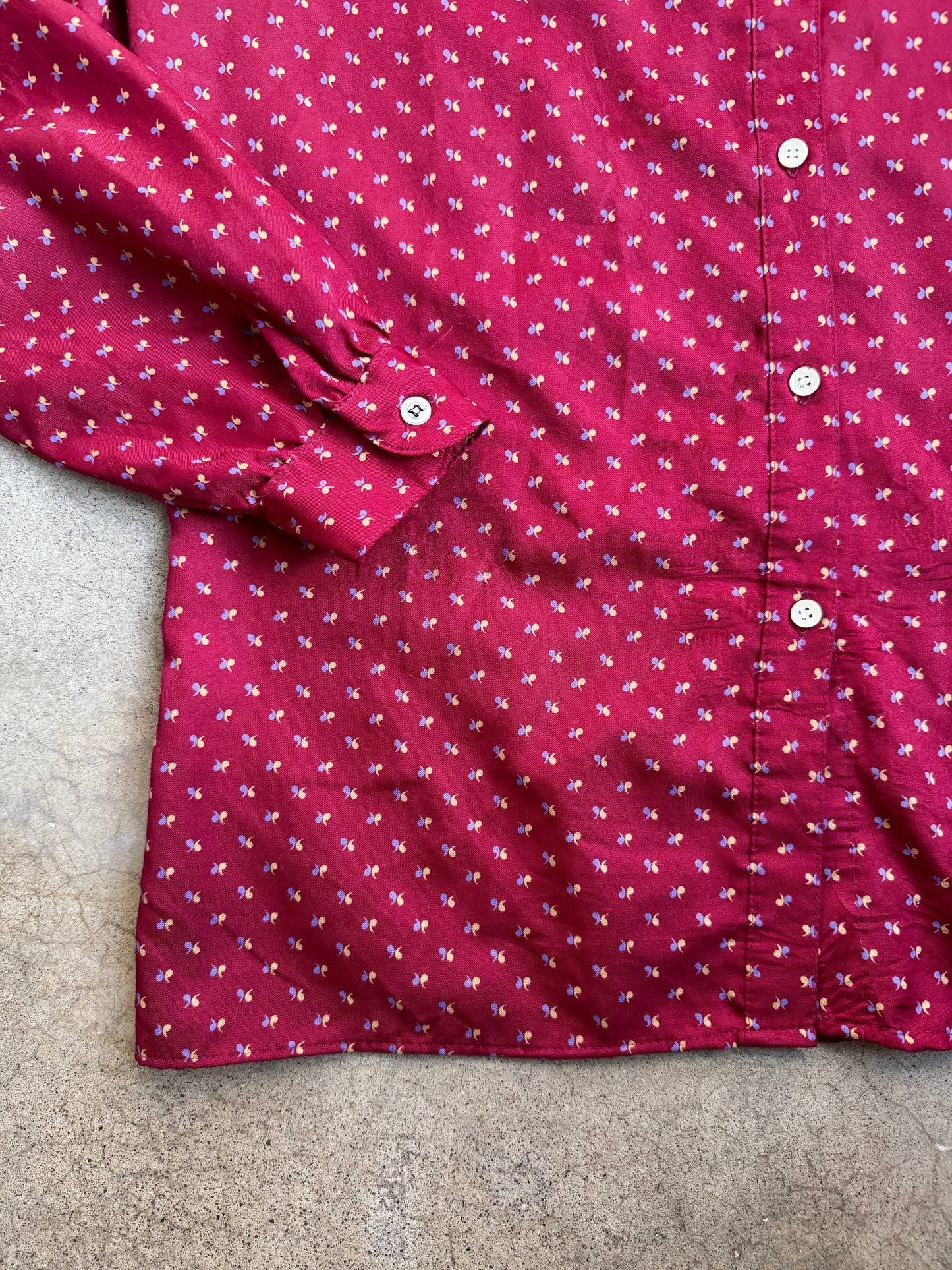 Vintage 1980s Levi's Burgundy Printed Button-Up Blouse | M/L
