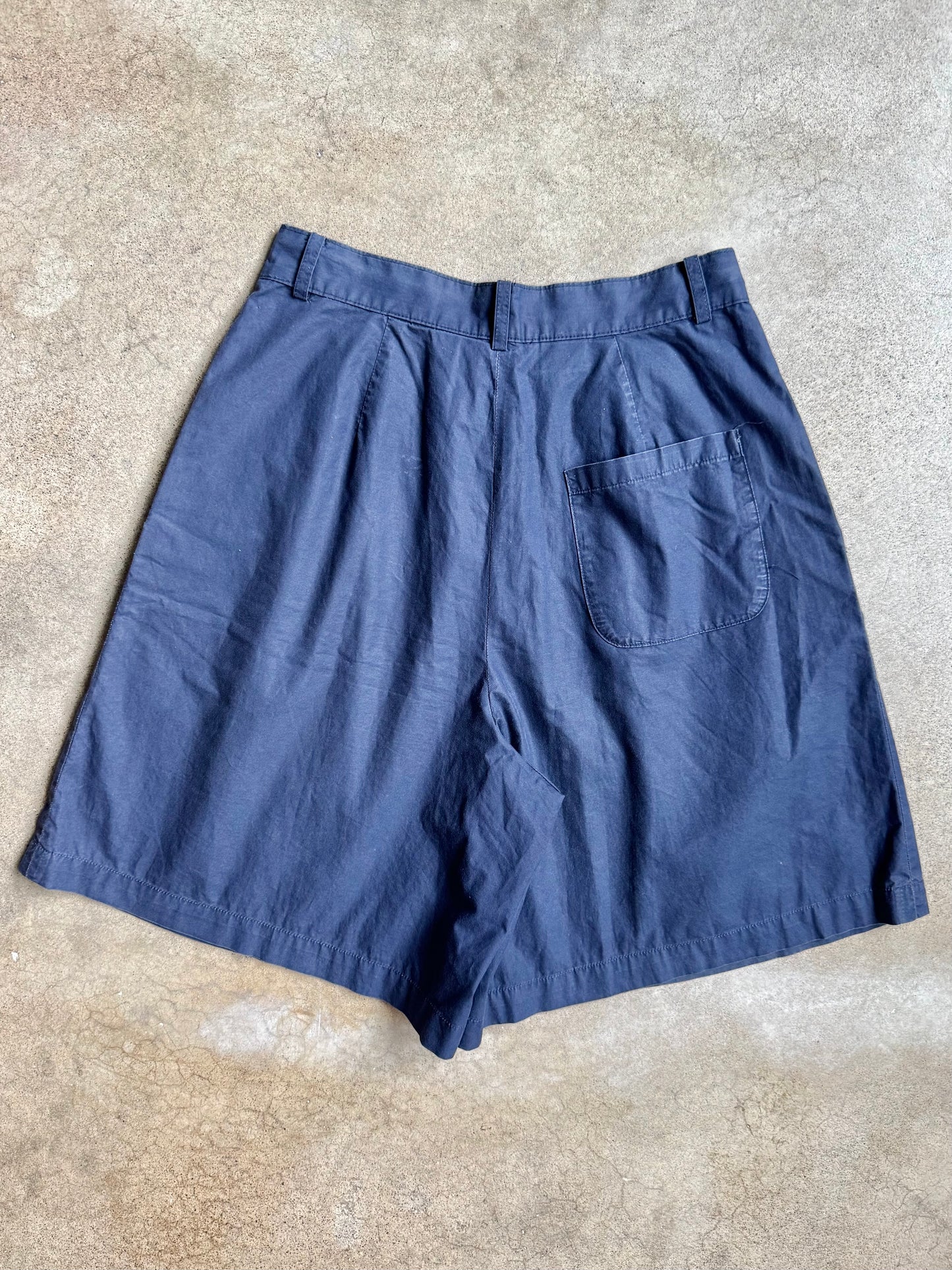 Vintage 1980s/90s Ralph Lauren Navy Cotton Pleated Shorts | Waist 28”