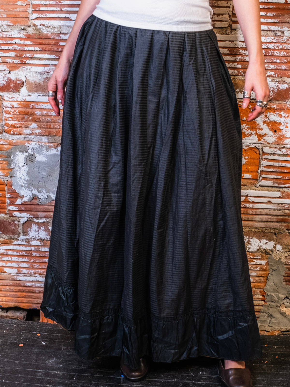 Antique 1800s Victorian Mourning Black Ruffle Trim Full Length Skirt | L/XL