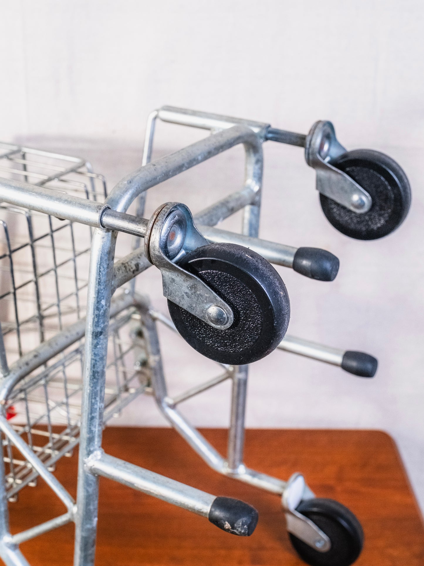 Melissa & Doug Metal Mini Shopping Cart