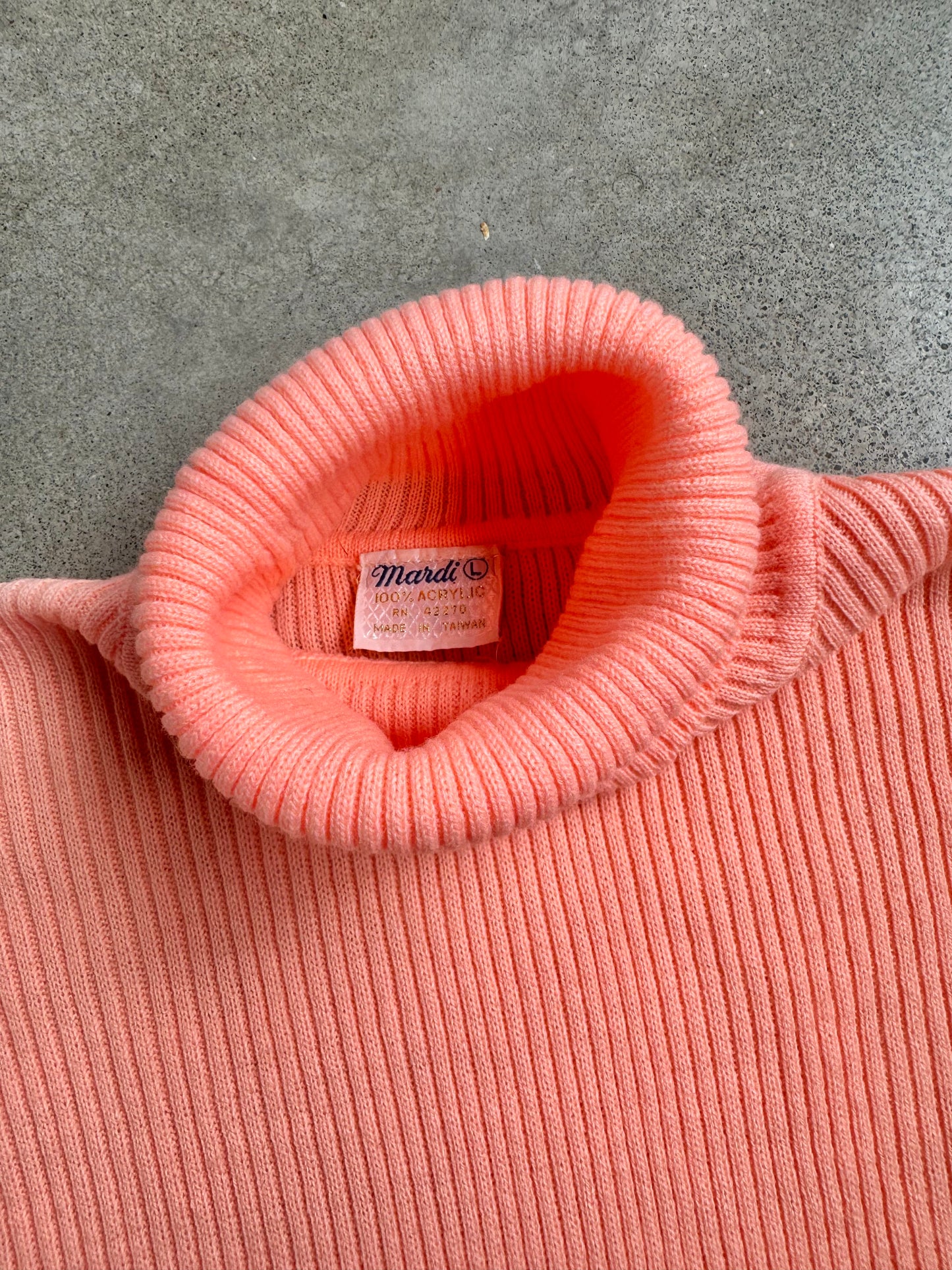 Vintage 1970s Mardi Sherbet Orange Rib Knit Turtleneck | Large