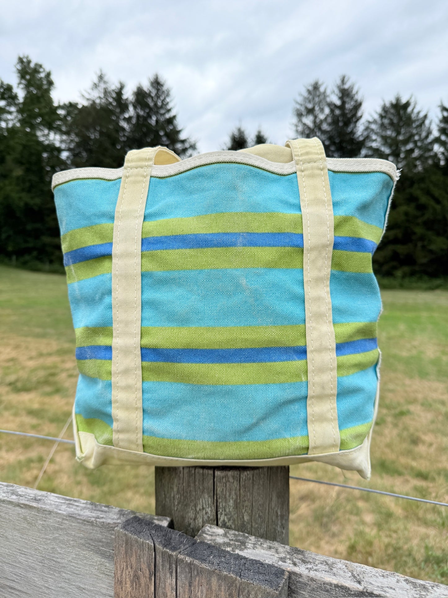 Vintage 1980s/90s L.L. Bean Blue & Green Striped Boat & Tote Bag