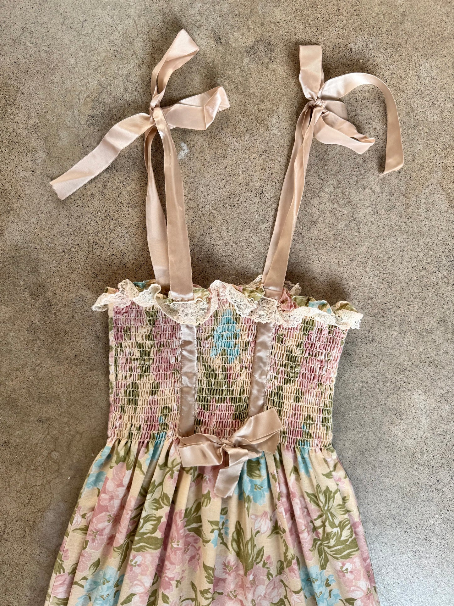 Vintage Pastel Floral Smocked Ribbon Strap Summer Dress | XS