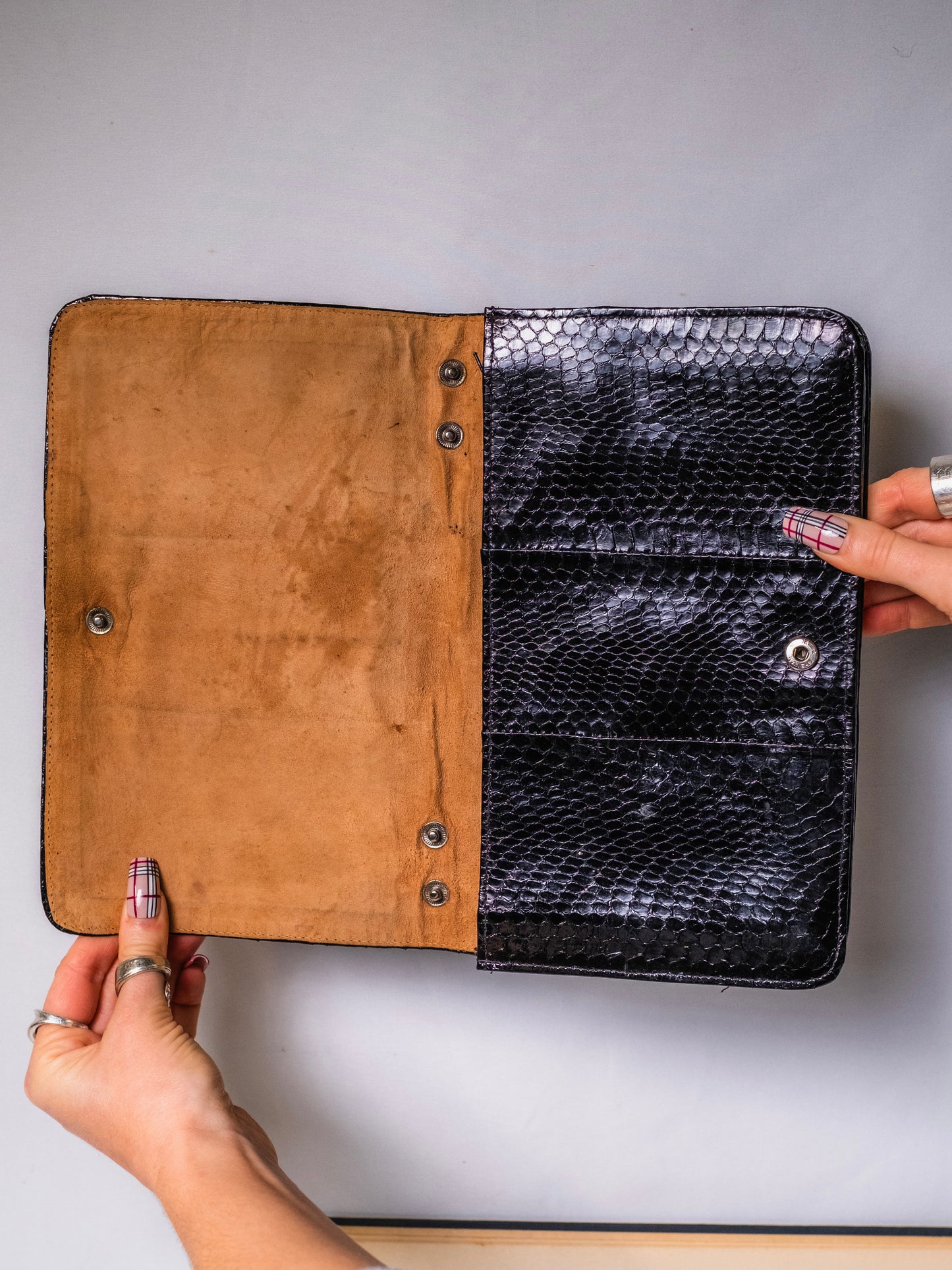 Vintage 1950s Black Snakeskin Clutch