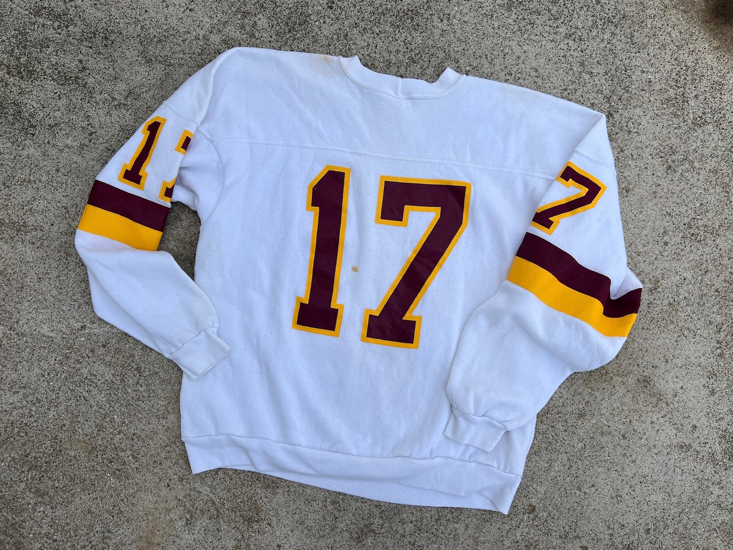 Vintage Washington Redskins #17 Doug Williams Crewneck Sweatshirt | Large