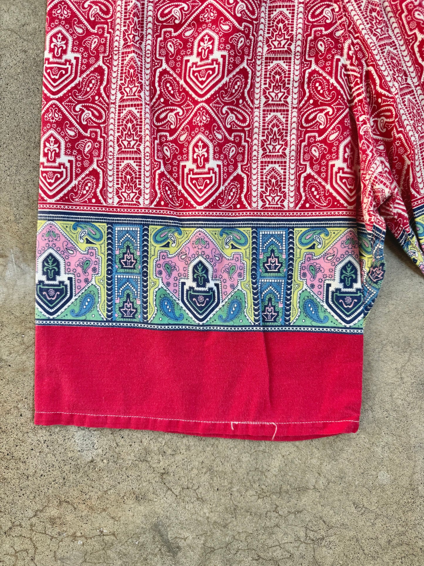 Vintage 1960s Paisley Print High-Waisted Bermuda Shorts | Waist 25”