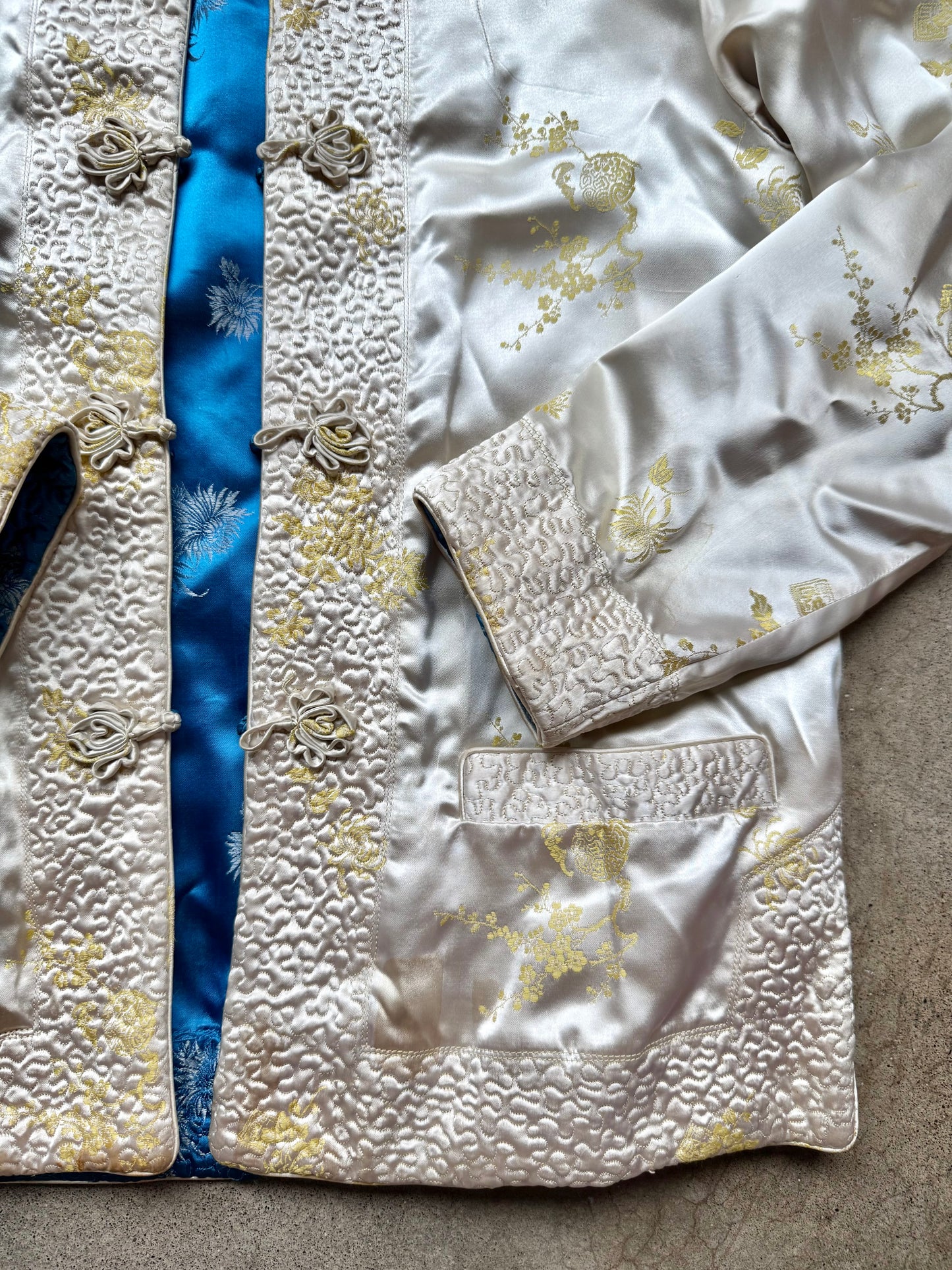 Vintage 1960s Silver Lake Chinese Reversible Satin Floral Jacquard Quilted Jacket | Medium