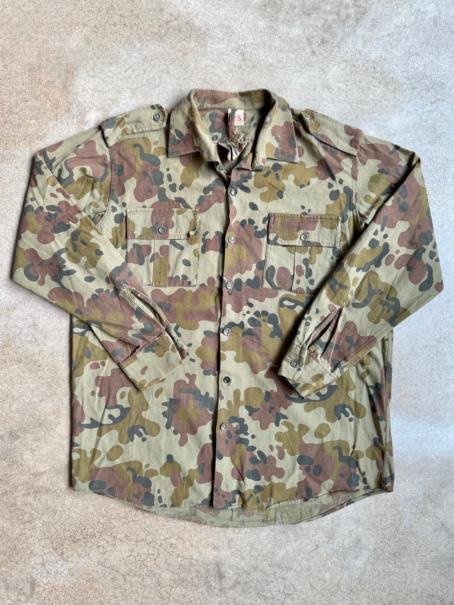 Vintage Romanian Army M94 Mosaic Camo Field Shirt | Large