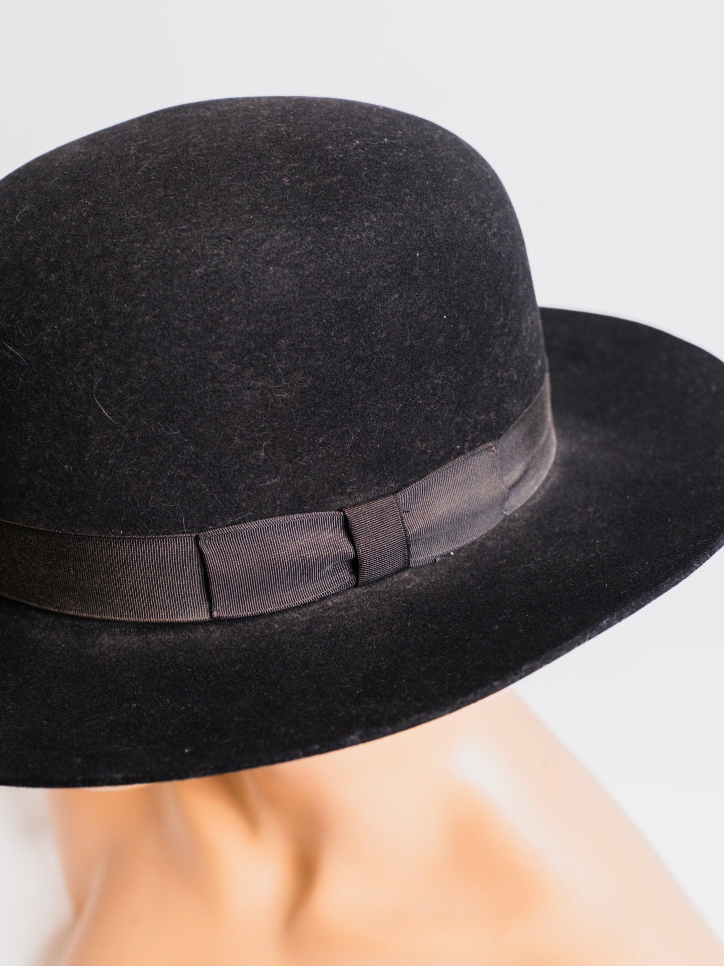 Vintage 1950s Dynafelt Black Western Wide Brim Hat