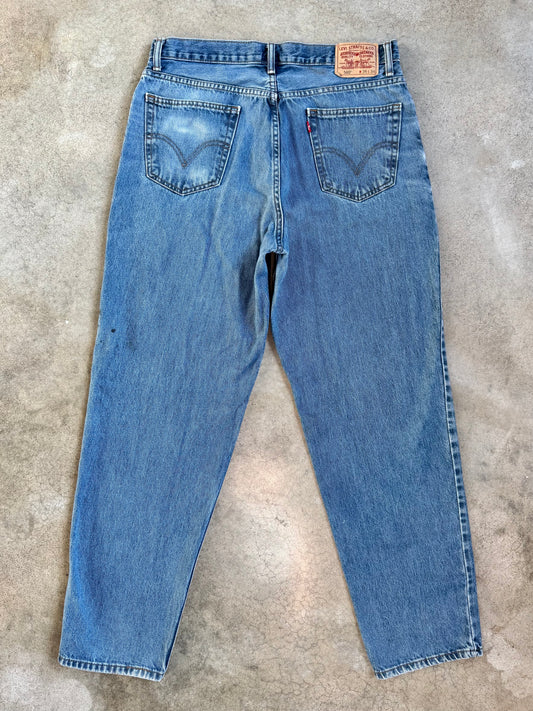 Levi's 560 Comfort Fit Medium Wash Jeans | 36x34