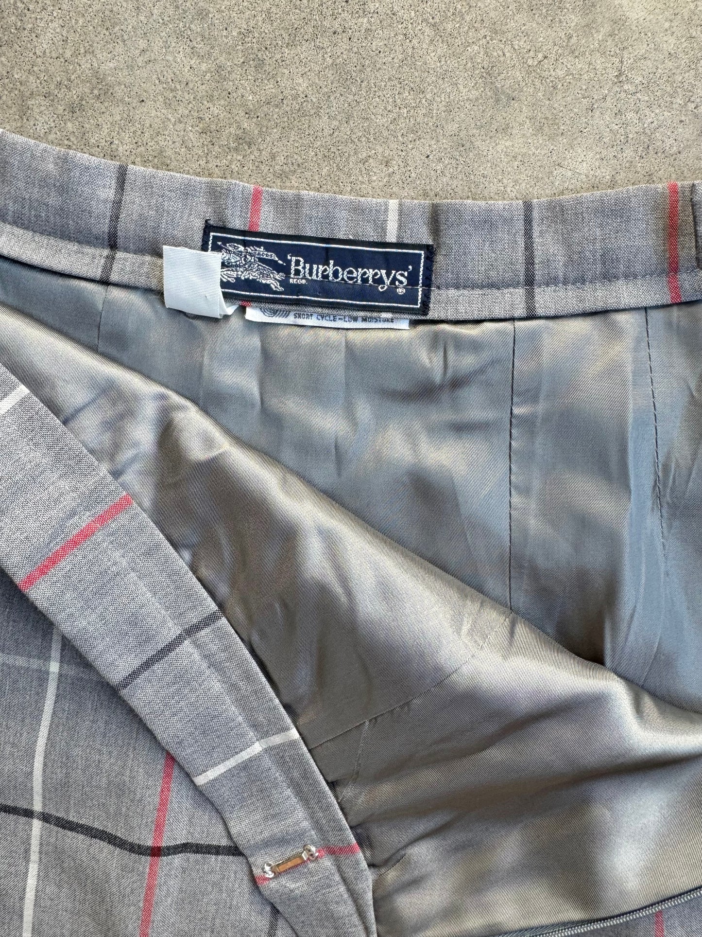 Vintage 1980s Burberrys’ Grey Plaid Pleated Wool Skirt | Waist 31”