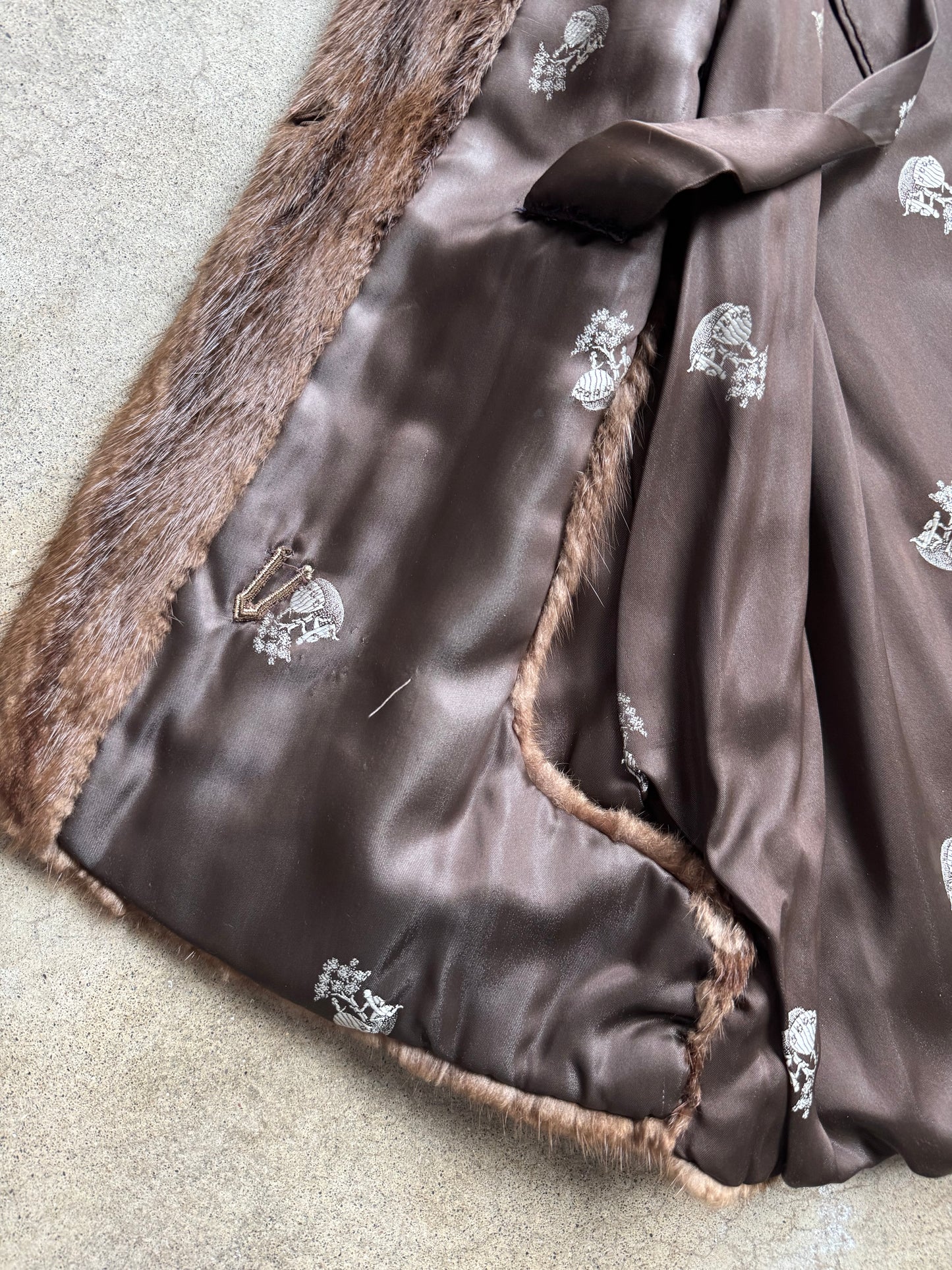 Vintage 1940s Morris Cohen Brown Mink Fur Cape