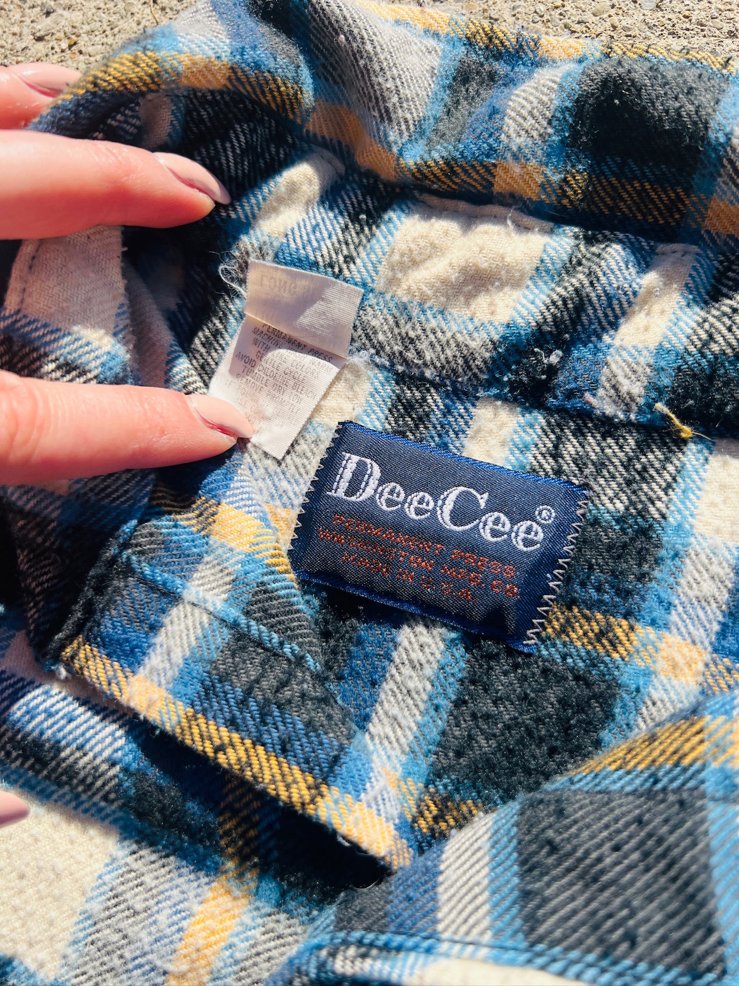 Vintage 1970s/80s DeeCee Blue Plaid Worn Flannel Shirt | Large