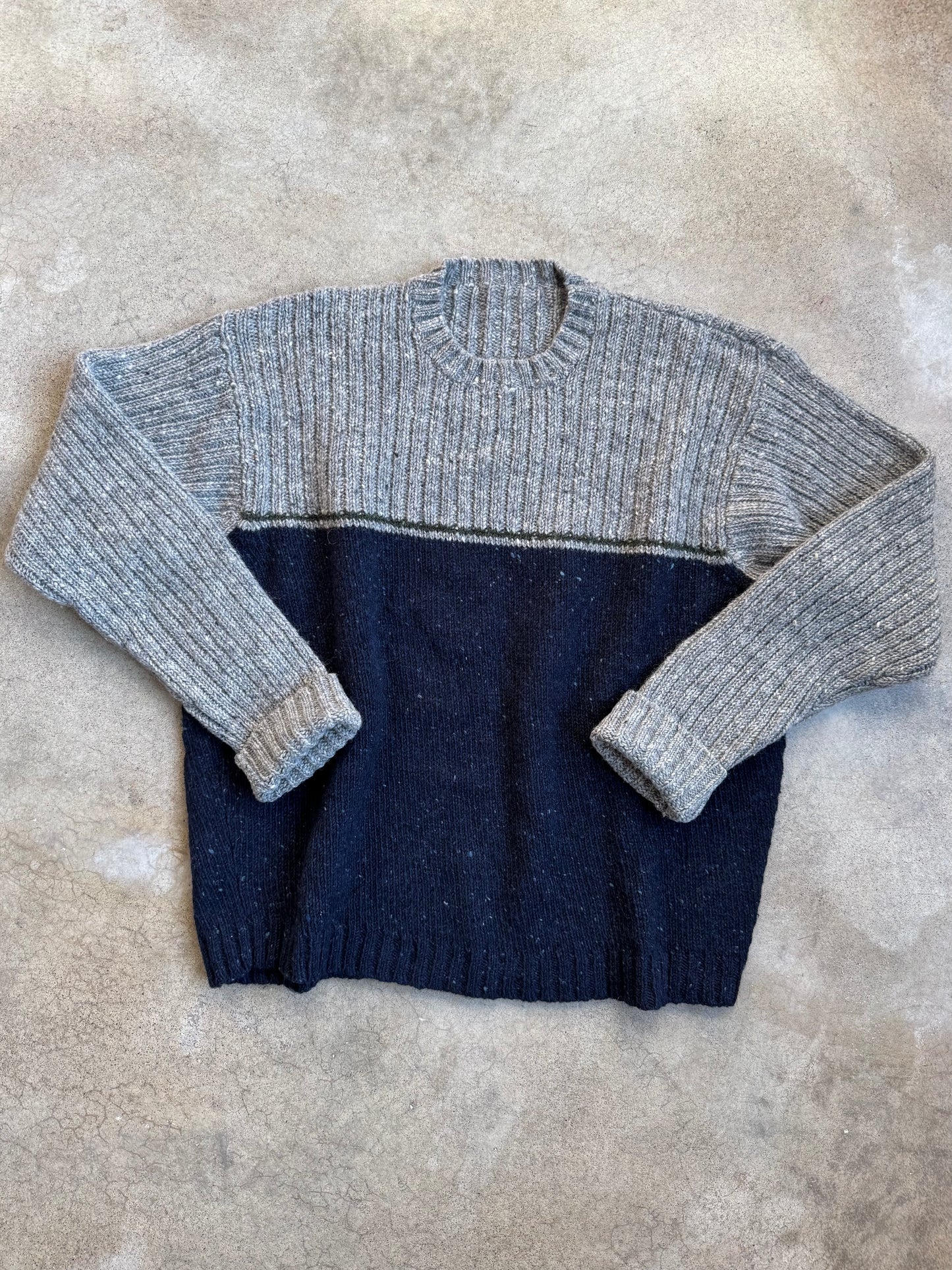 Vintage 1980s Grey & Navy Blue Speckled Color-Block Wool Sweater | XL