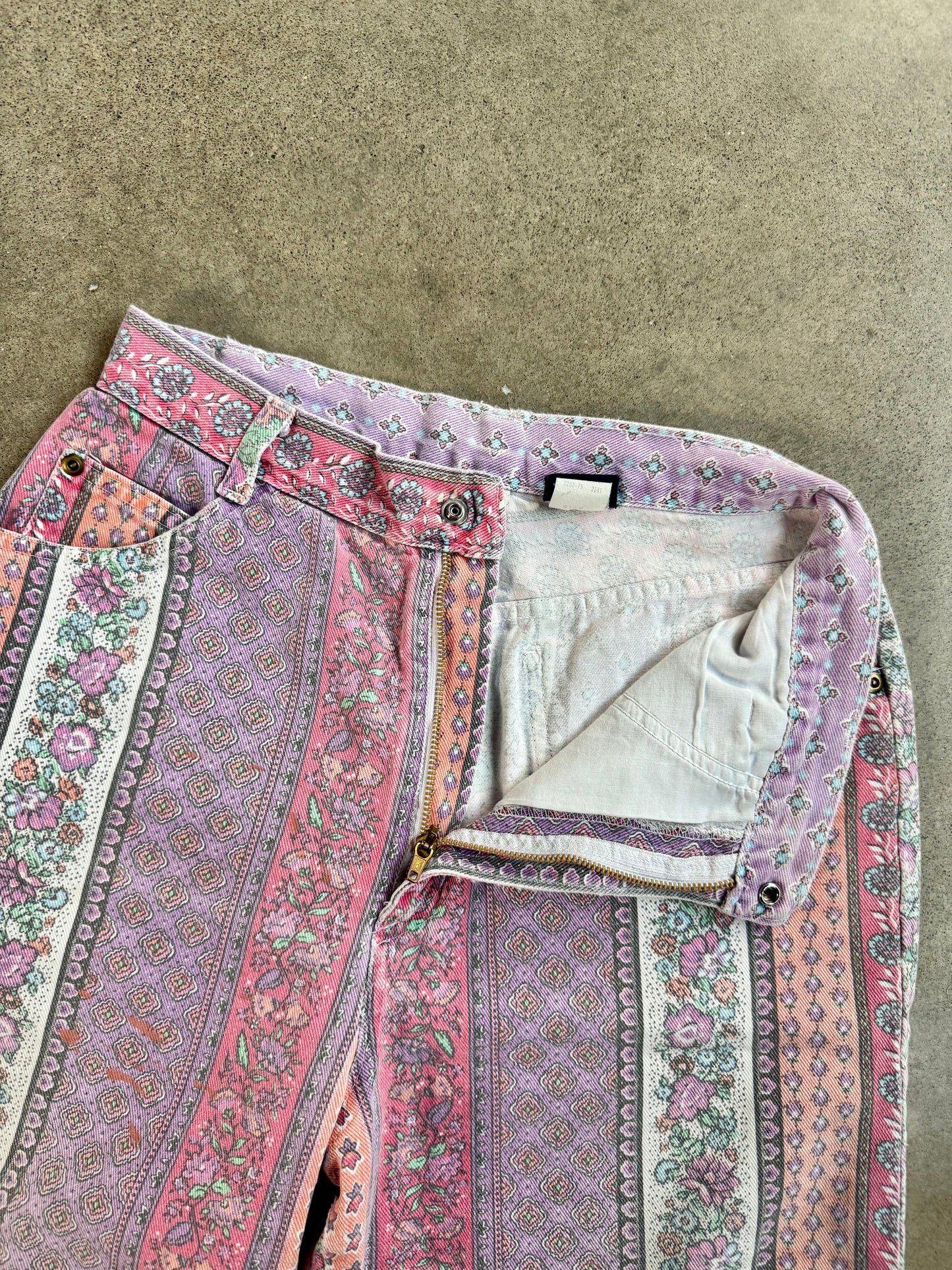 Vintage 1980s Stuffed Shirt Jeanswear Multi-Pattern High-Waisted Shorts | Waist 27”