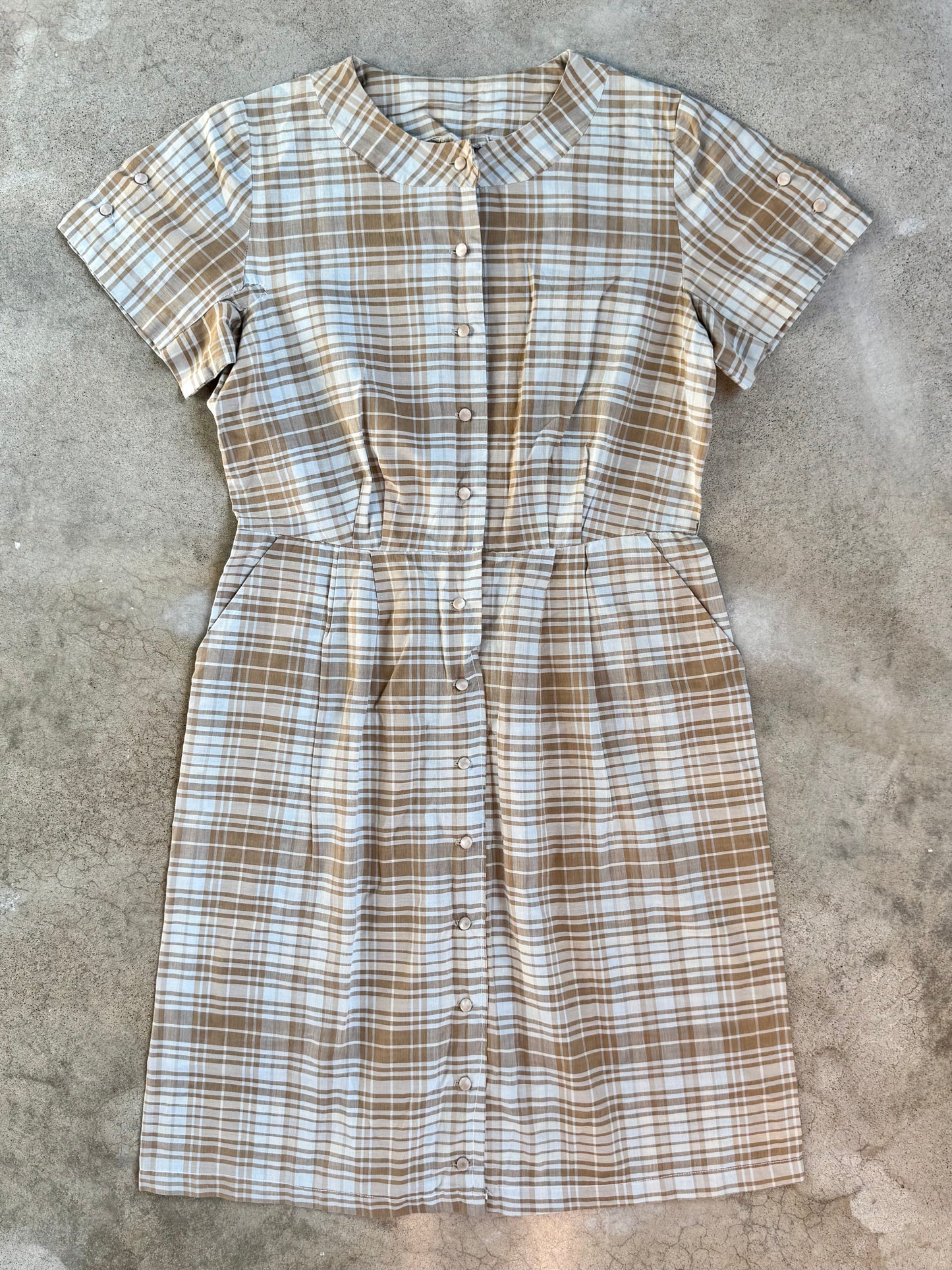 Vintage 1950s Handmade Tan Plaid Shirtwaist Dress | Large