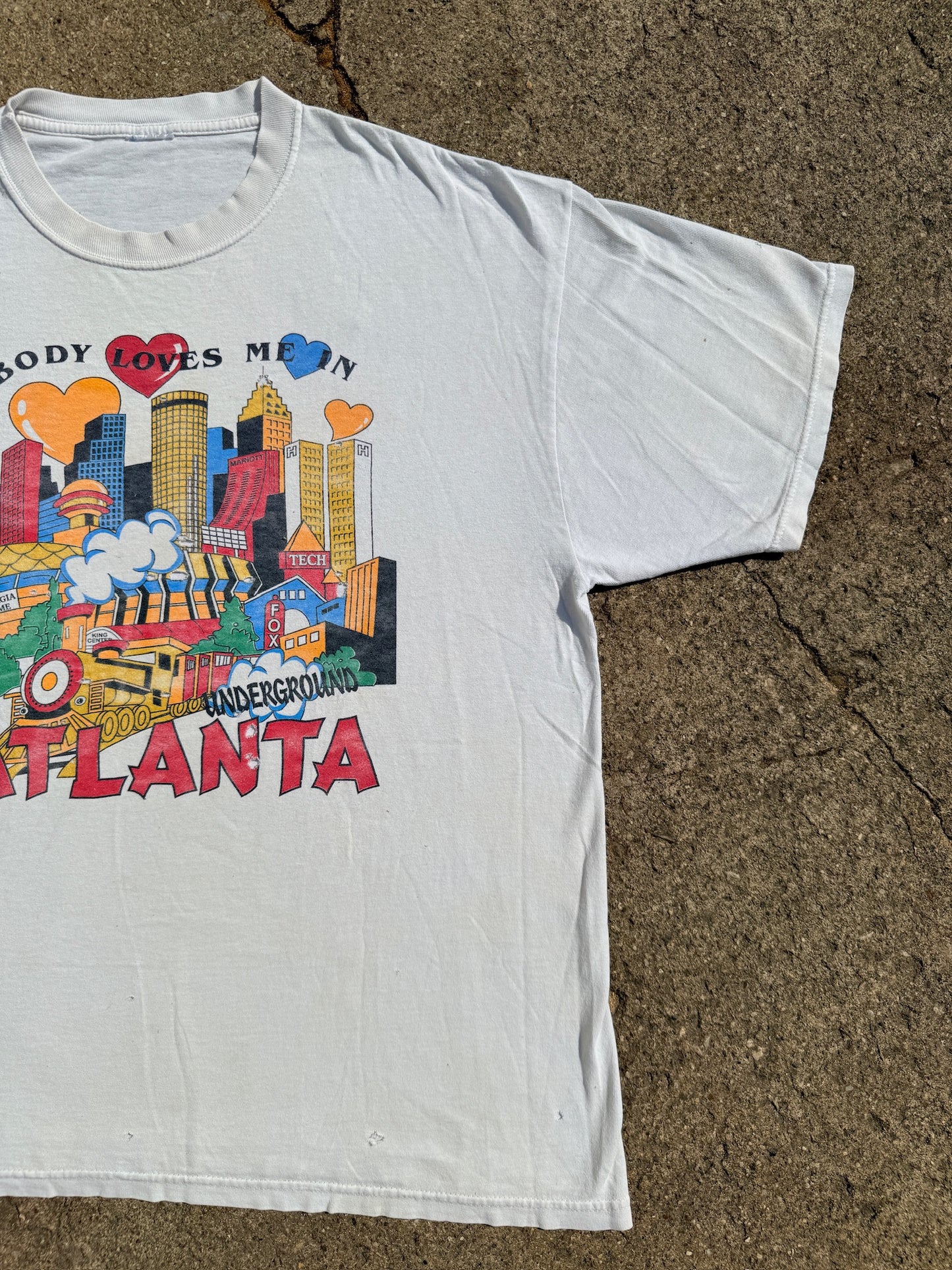 Vintage "Somebody loves me in Atlanta" Graphic Tee | L